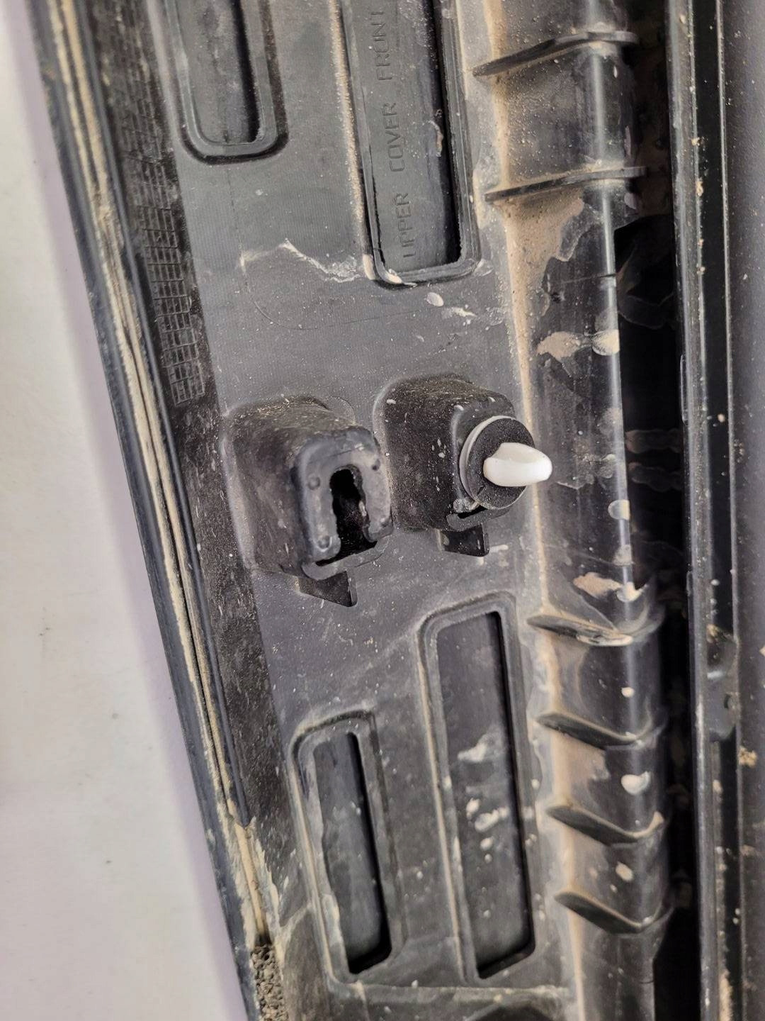 moulding door front left side Jaguar E-Pace 2018 J9C321065