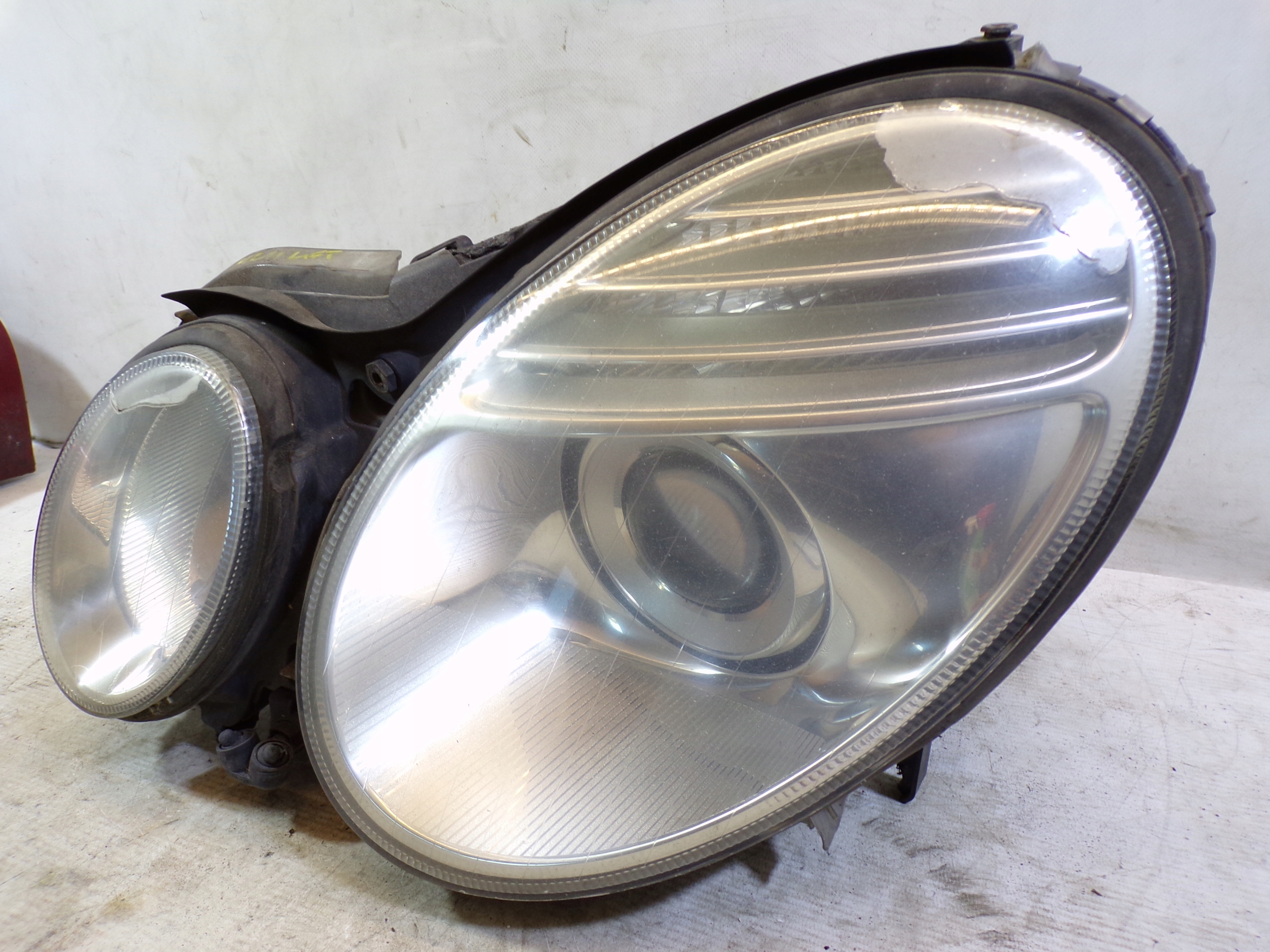 light front front left MERCEDES W211 LIFT XENON complete (K)