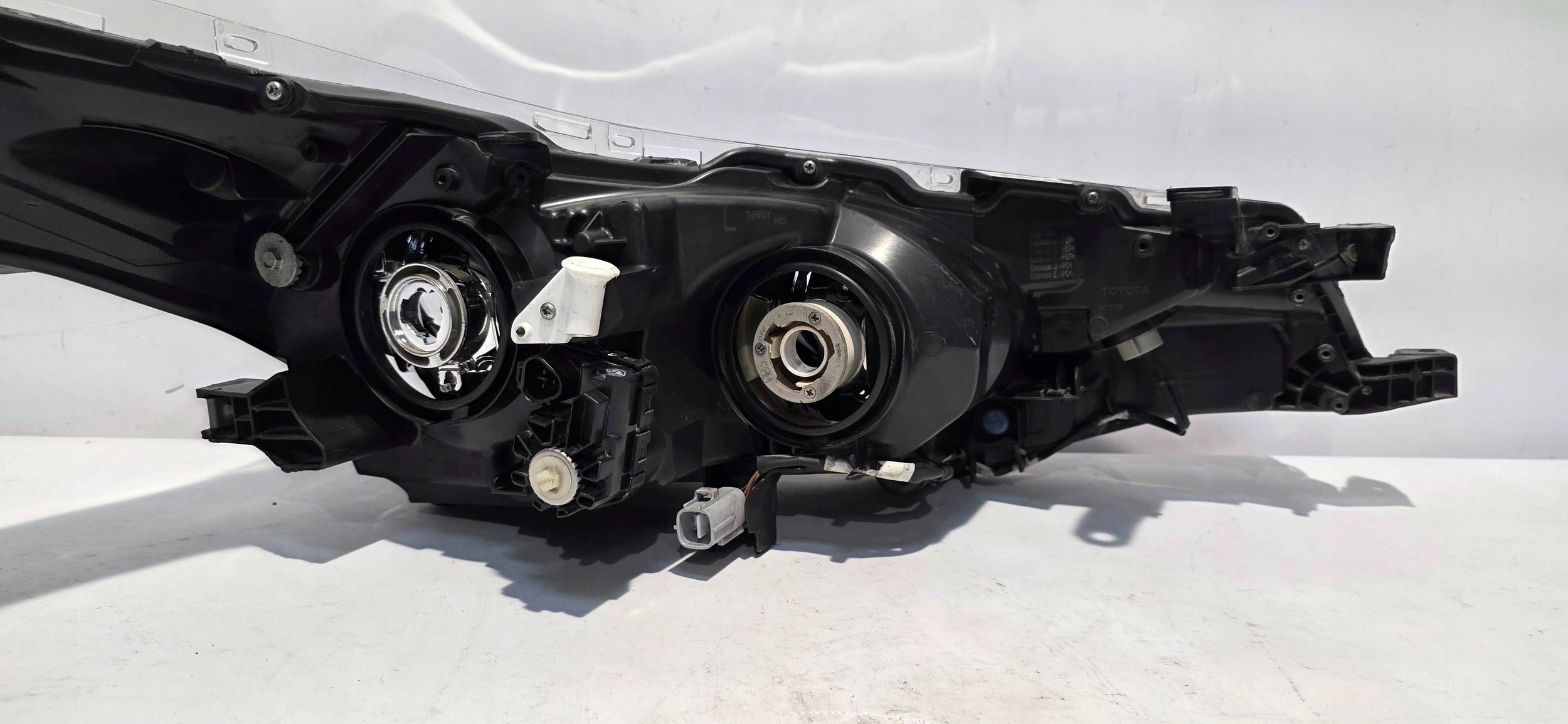 light left front LED TOYOTA COROLLA E16 LIFT 16- original 81150-02L50
