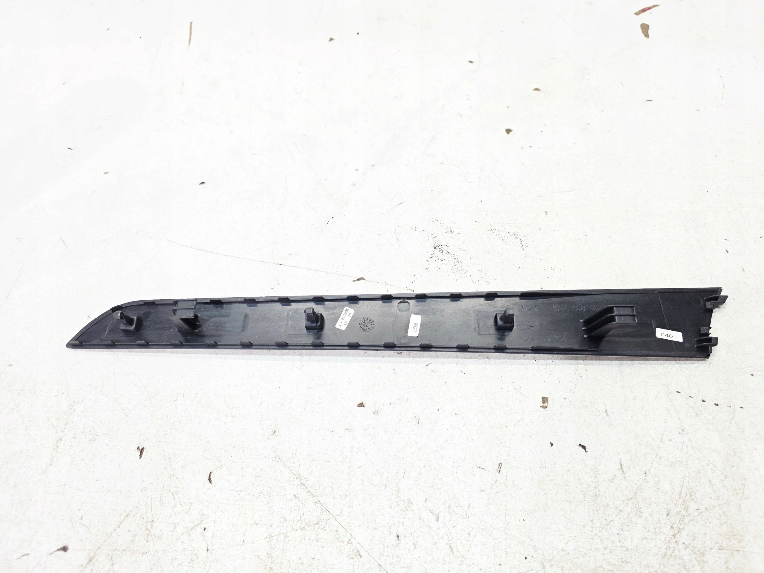 moulding DEKOR door left front AUDI A4 B8 A5 8K0867409 KOLKA
