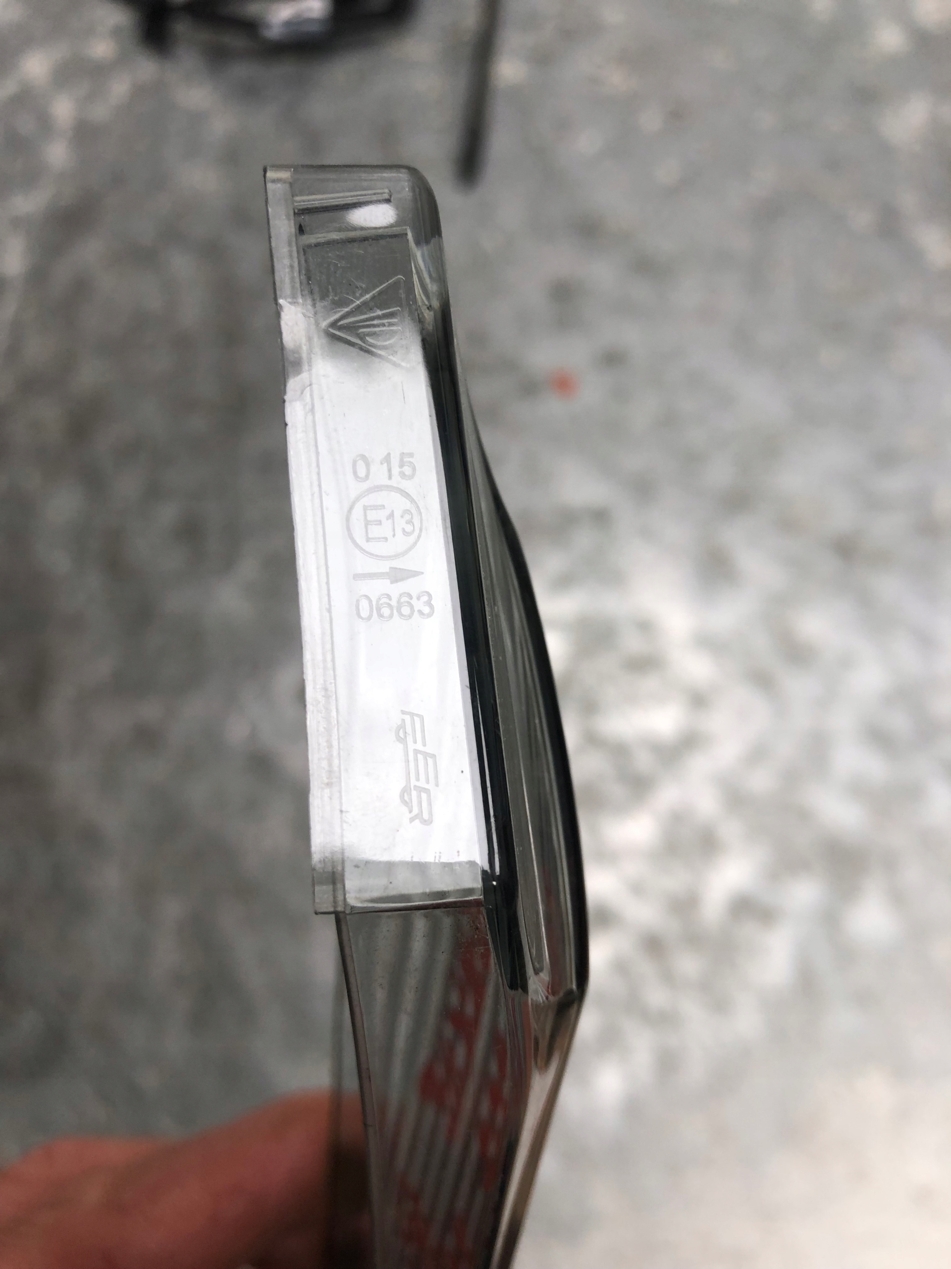 KLOSZ indicator of a fender right front PORSCHE 997