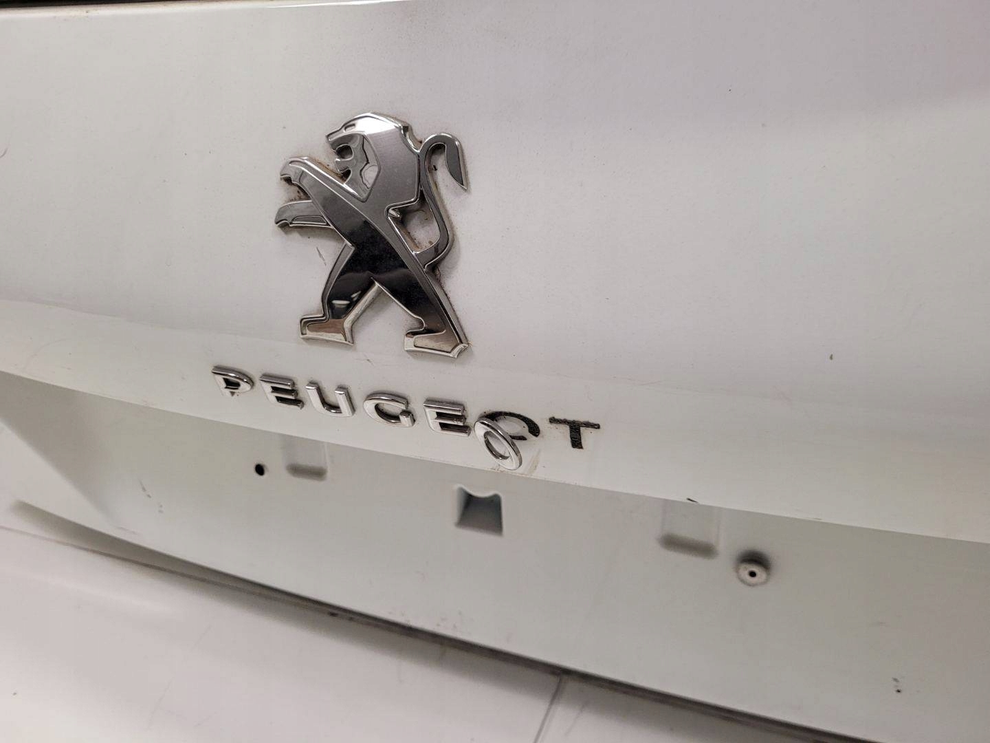 rear trunk door boot Peugeot 308 2 2016