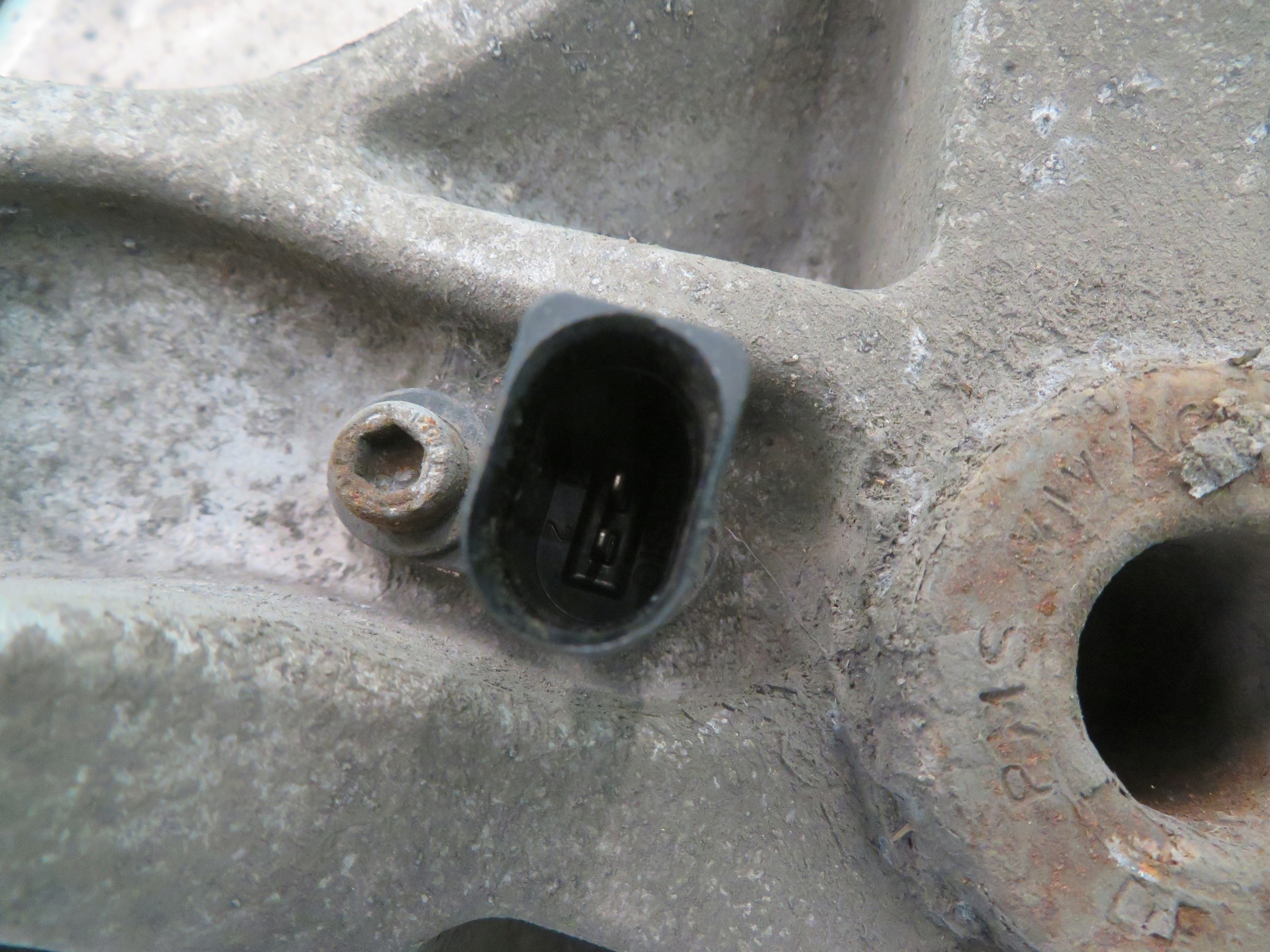 Mozzo FUSELLO perno mozzo Destra posteriore AUDI A5 8W 19R