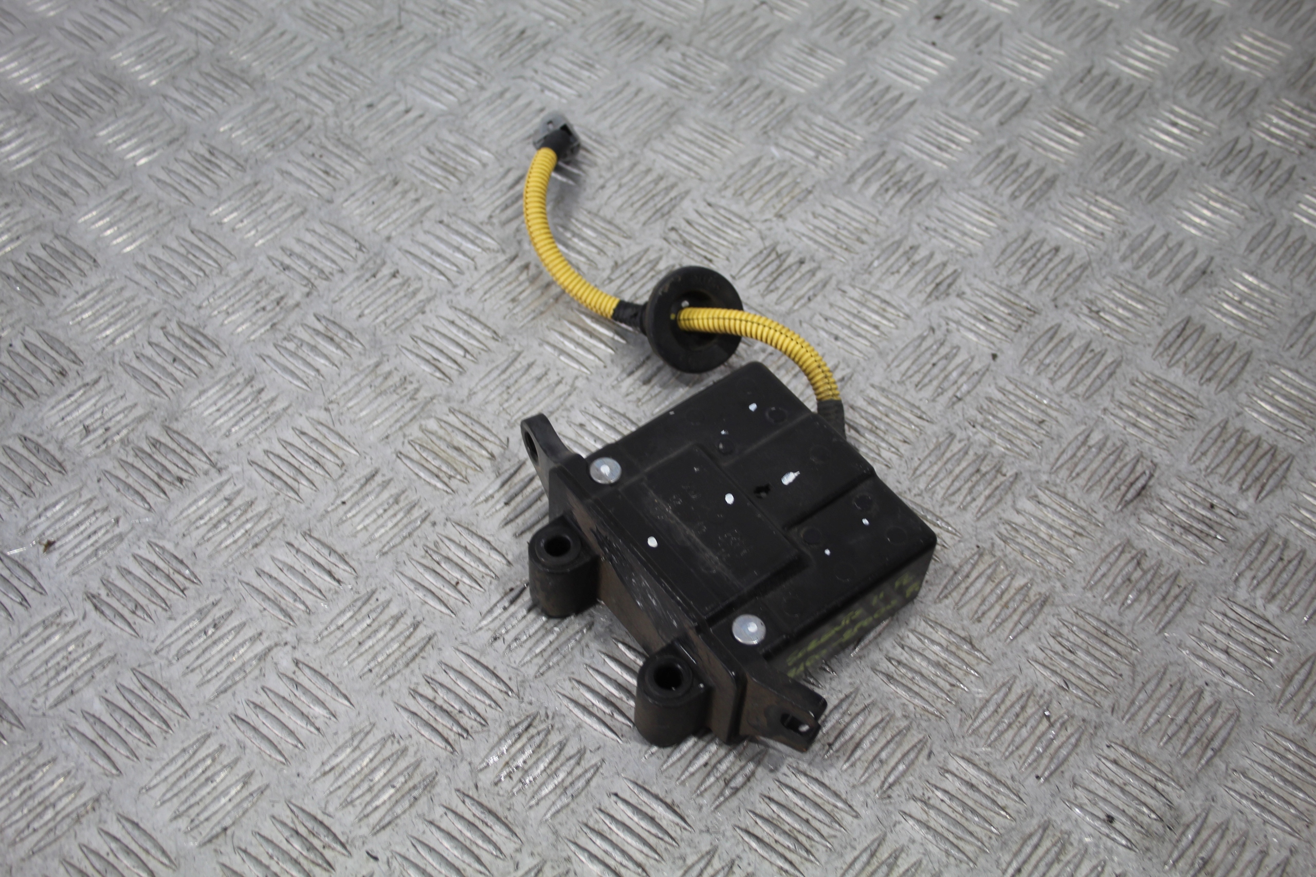 79160-2P000 - ПІРОТЕХНІЧНИЙ ПАТРОН ПРАВИЙ KIA SORENTO II 2 LIFT