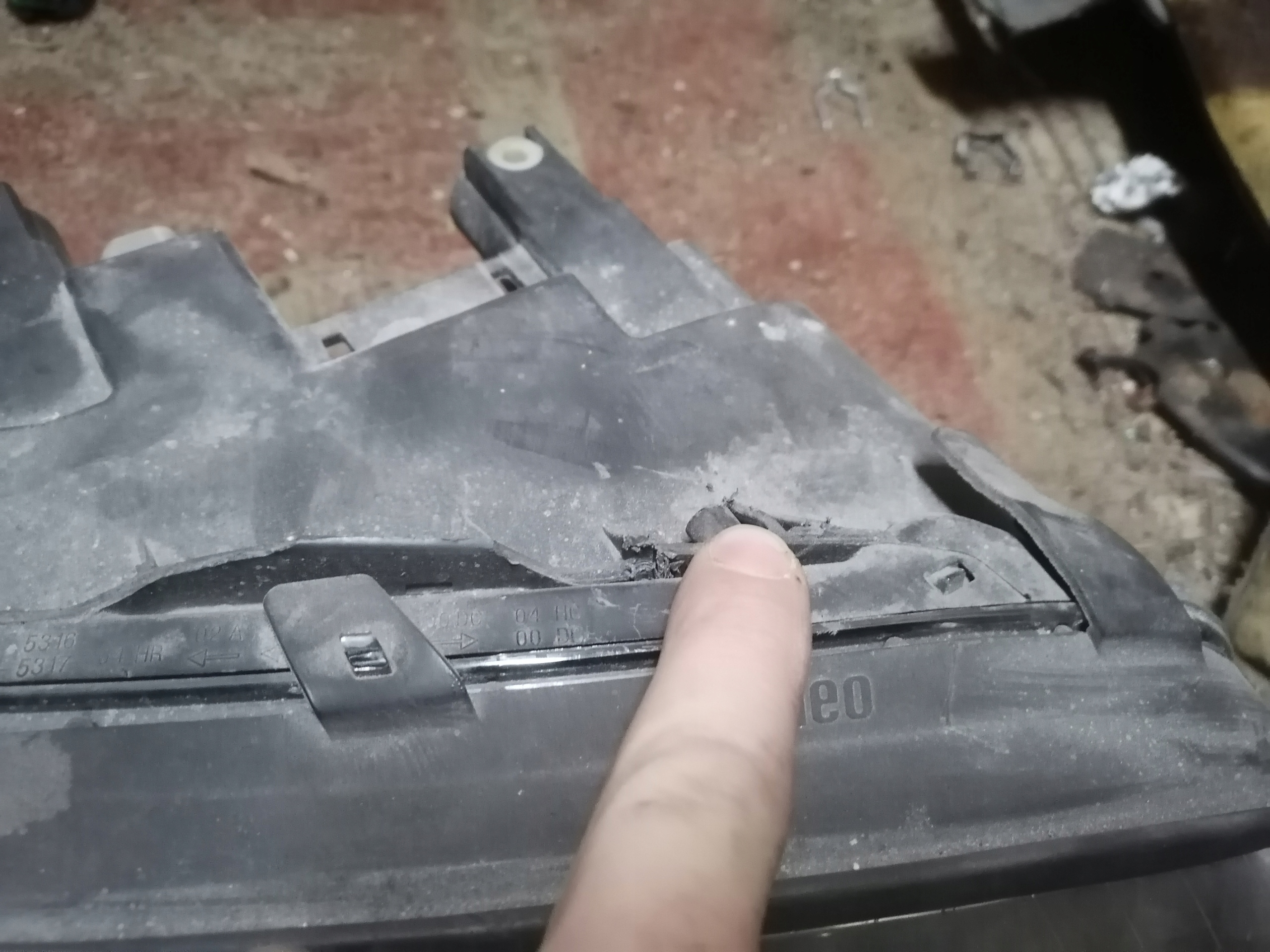 light right a4 b6 audi urwane brackets