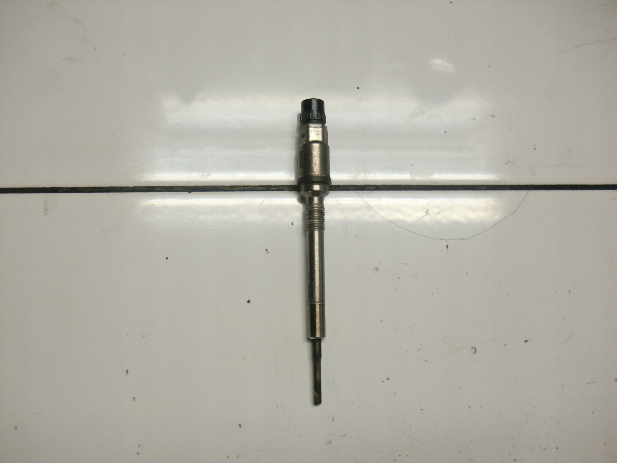 OPEL ASTRA J CORSA E 1.3CDTI ŚWIECA ŻAROWA 55580403 0103110905