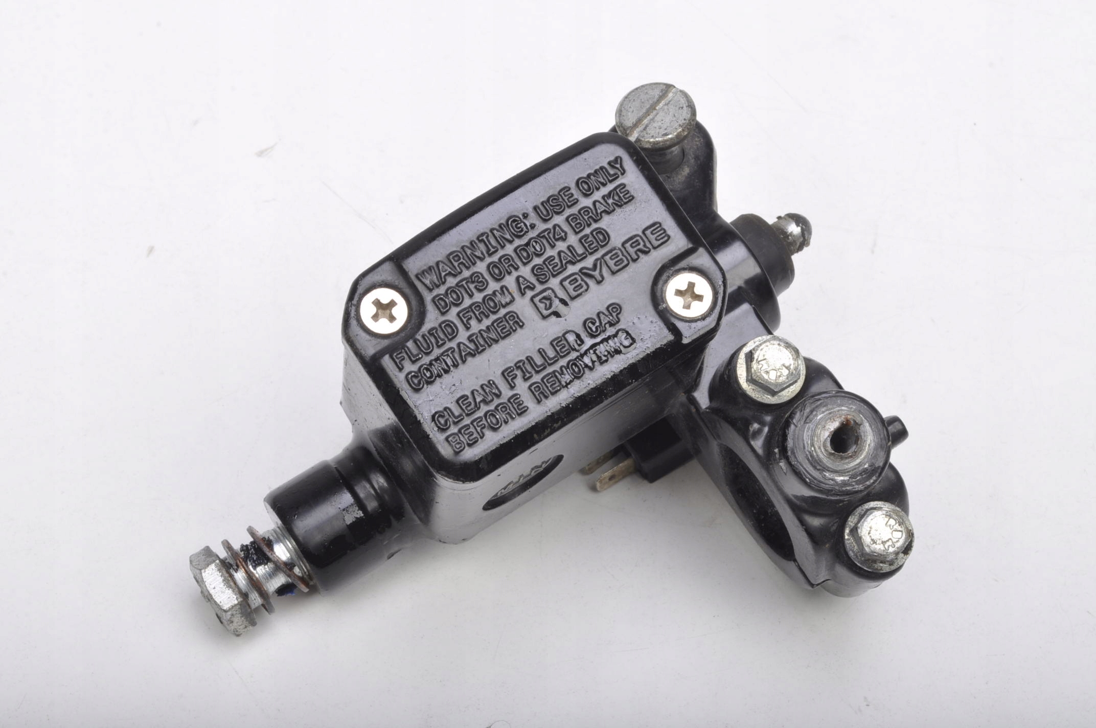 KTM DUKE 125 POMPA HAMULCOWA 19R