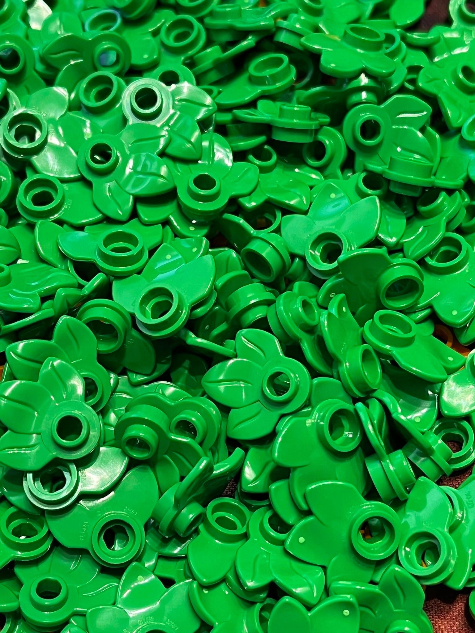 

Lego Nowe Rośliny Liść Jasna Zieleń 100szt 32607