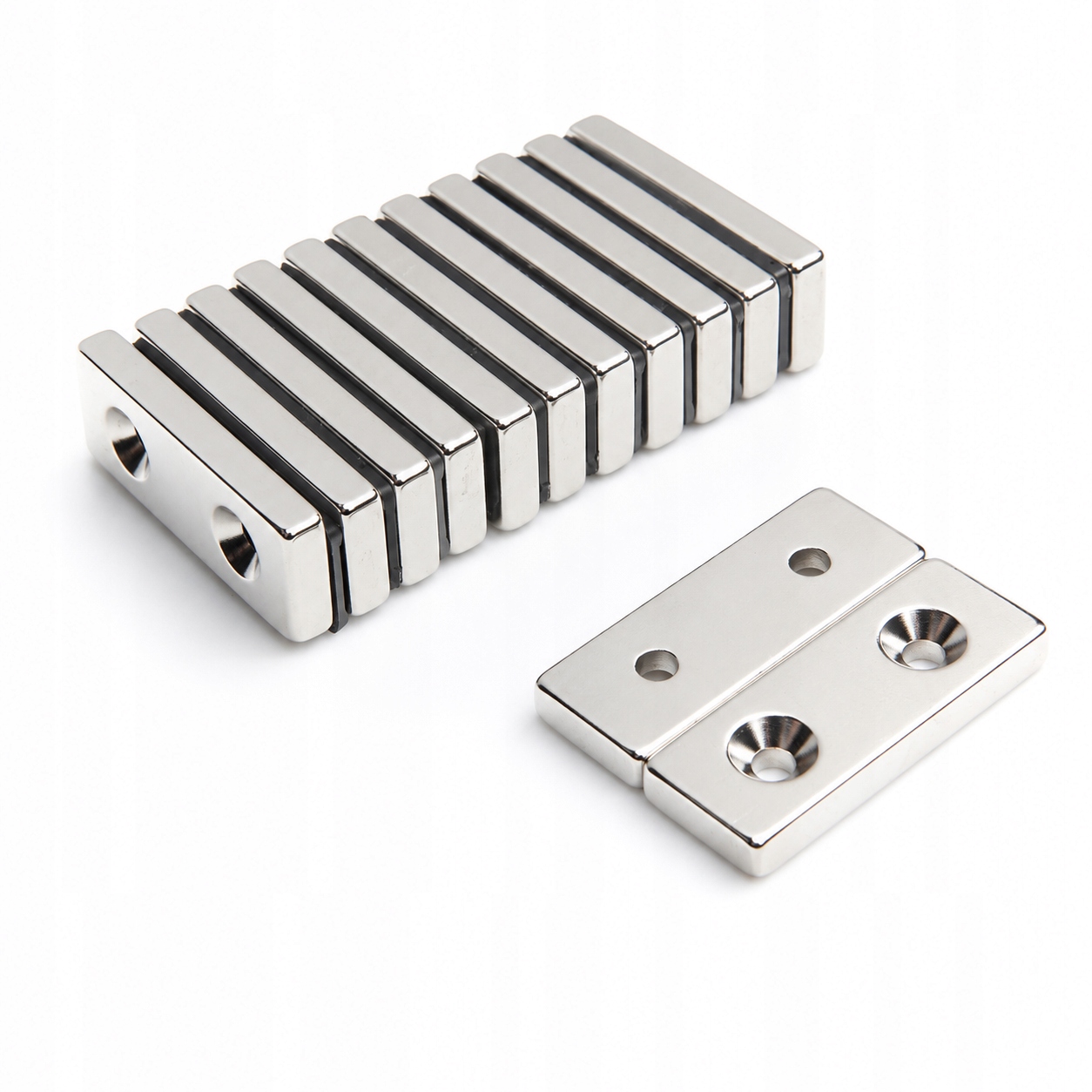 Deskové neodymové magnety 40x15x5 magnet se 2 montážními otvory 20 ks