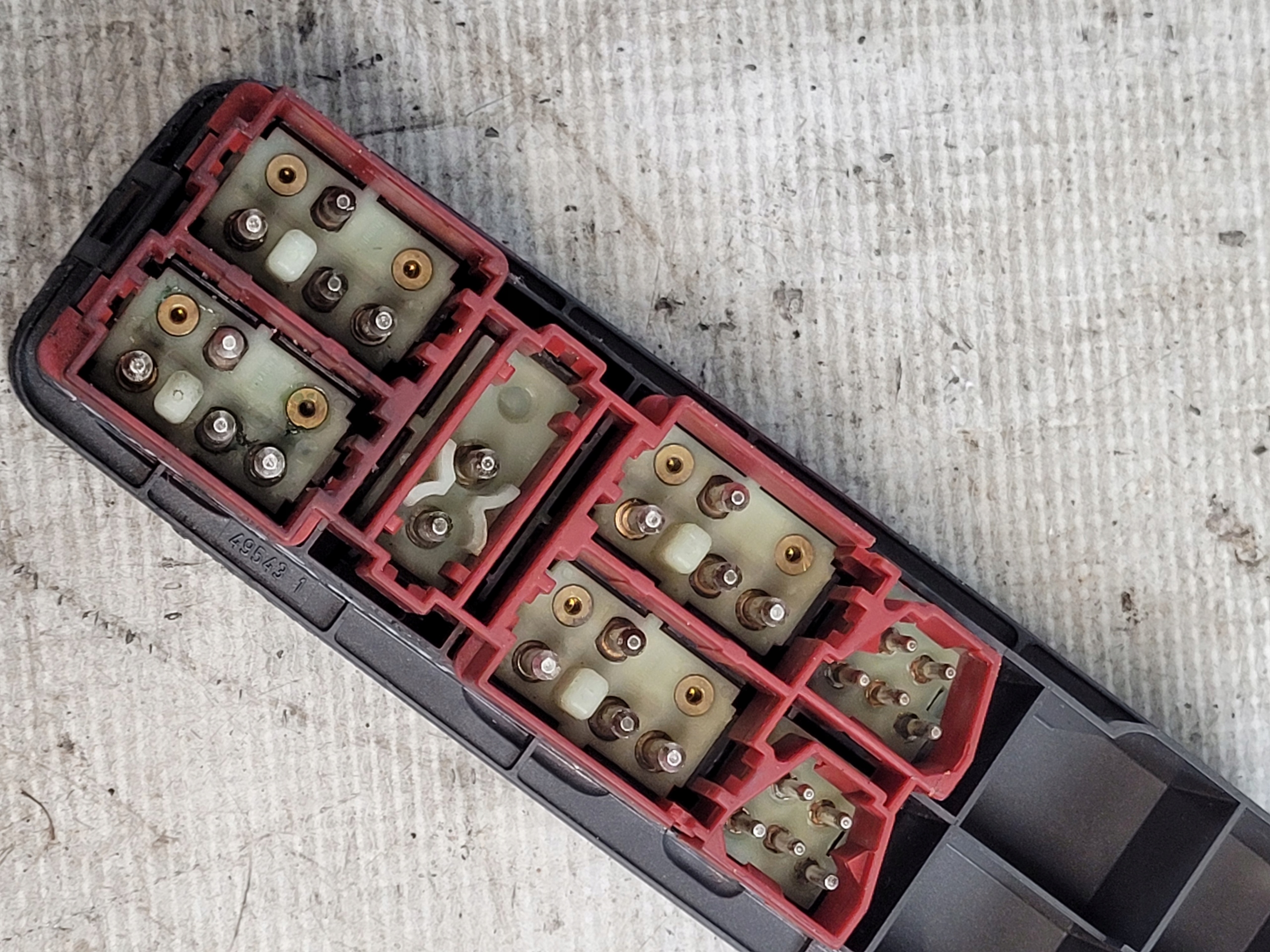 control panel of the window OE 860528 VOLVO V40 and 1 99r 1.6B