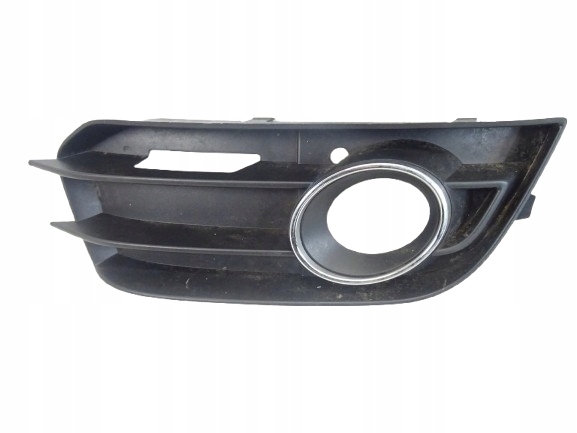 grid of a bumper right front AUDI A1 8X 8X0807682A