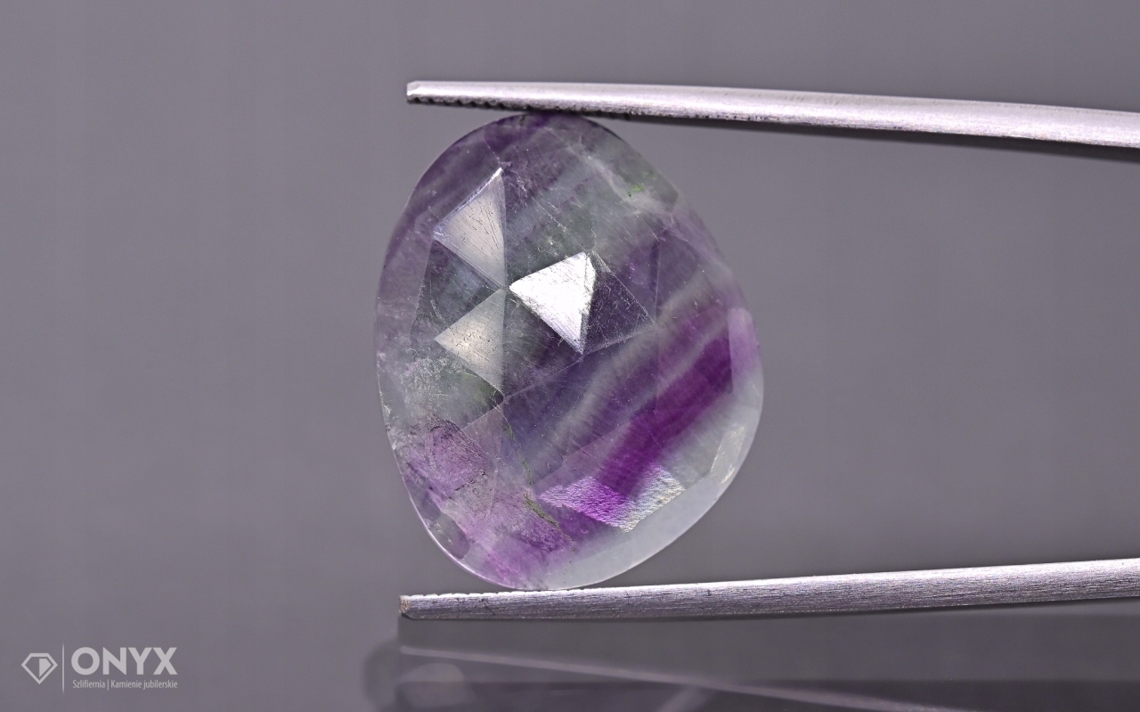 Fluoritová fazetovaná nepravidelná rozeta 20,5x16,5 m