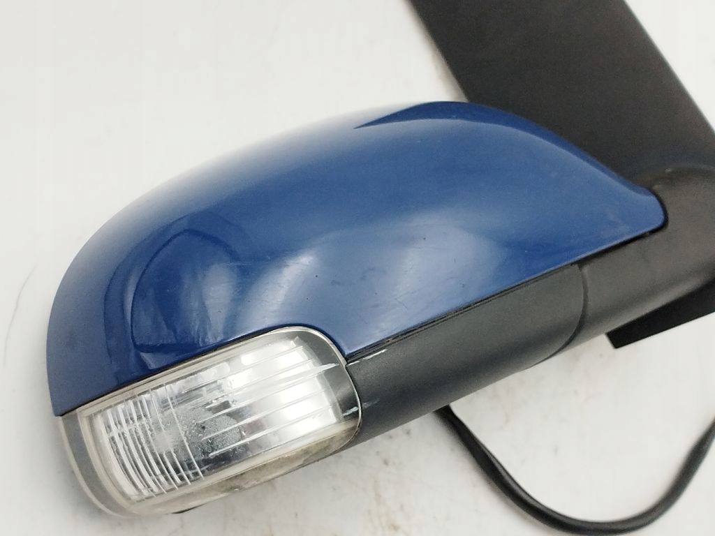 VW Touran and mirror right el. 8 PIN