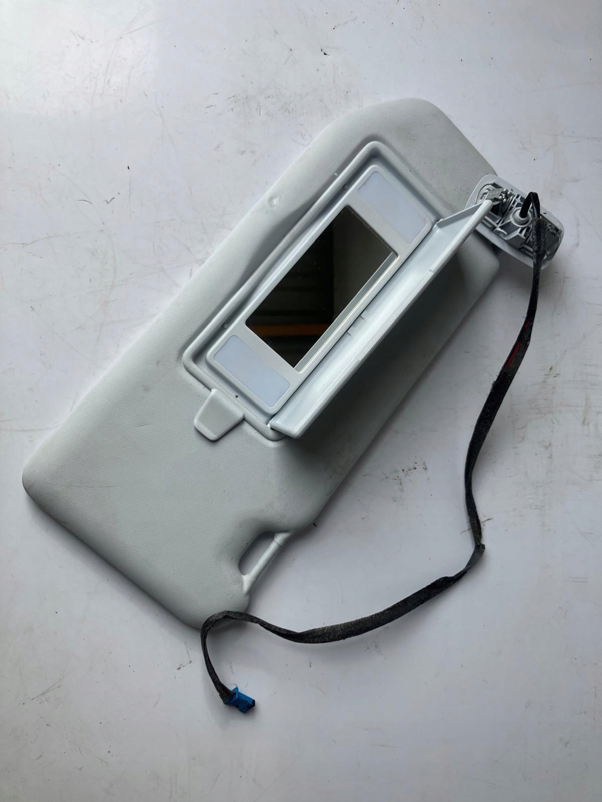 cover PRZECIWSLONECZNA left PEUGEOT 308 T9