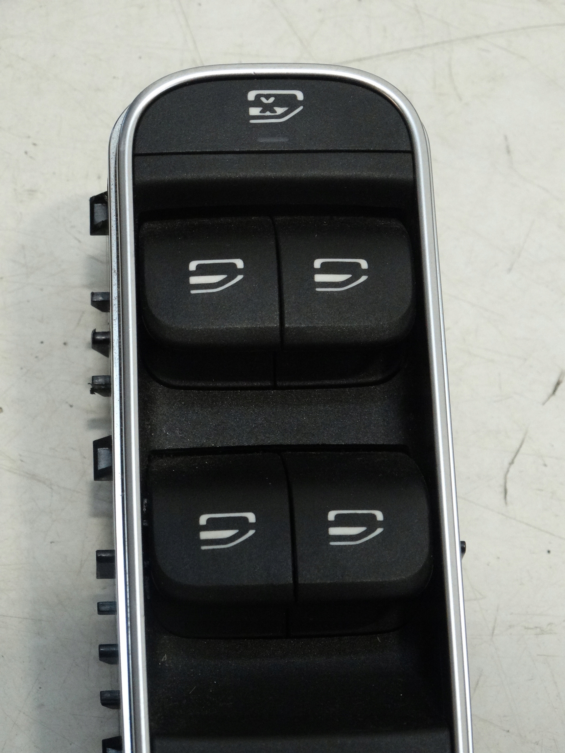 PANEL windows left front MERCEDES BENZ W167 W177 W247 A1679059803