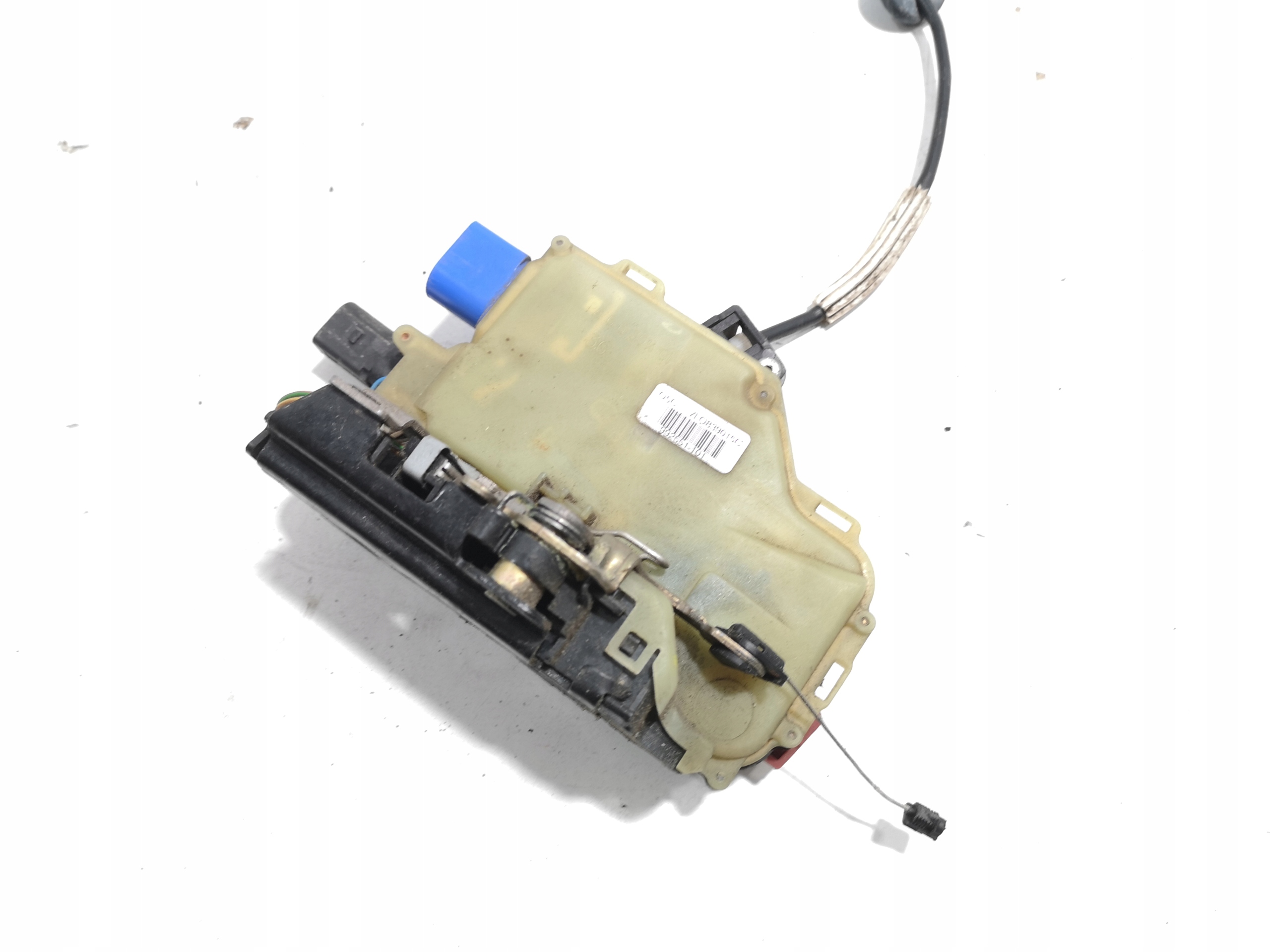 7L0839015C - ЗАМОК ДВЕРИ ЛЕВЫЙ ЗАДНИЙ KEYLESS VW TOUAREG 7L