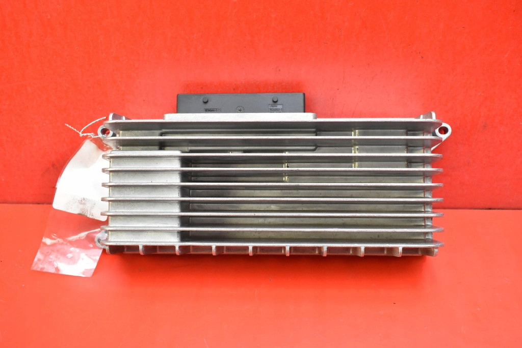 amplifier RADIA 8T0035223AB AUDI A4 B8 07-11