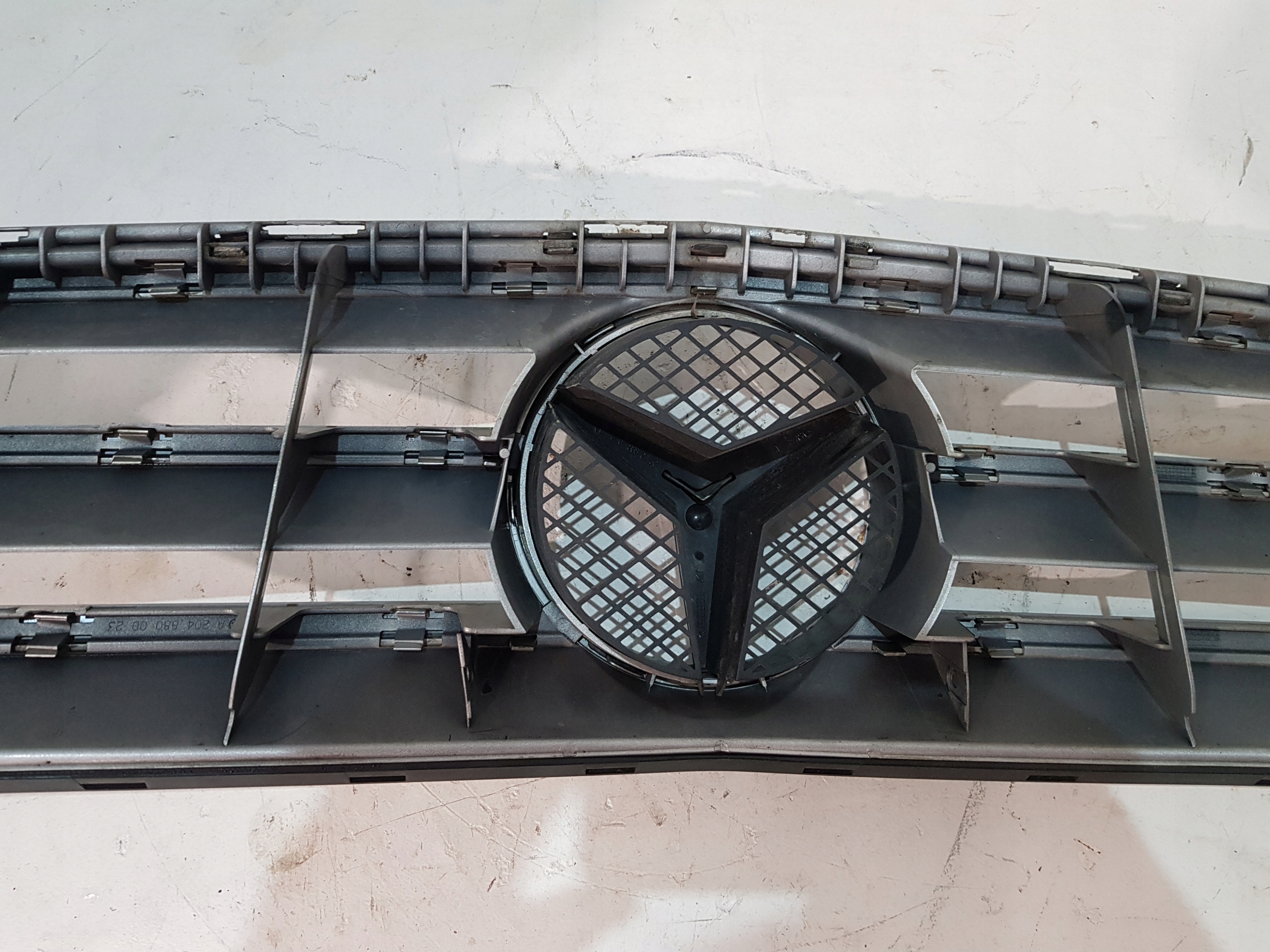 Mercedes-Benz C-Klasse W204 Kühlergrill FRONTGRILL Kühlergitter A2048800023 - Thumbnail 8