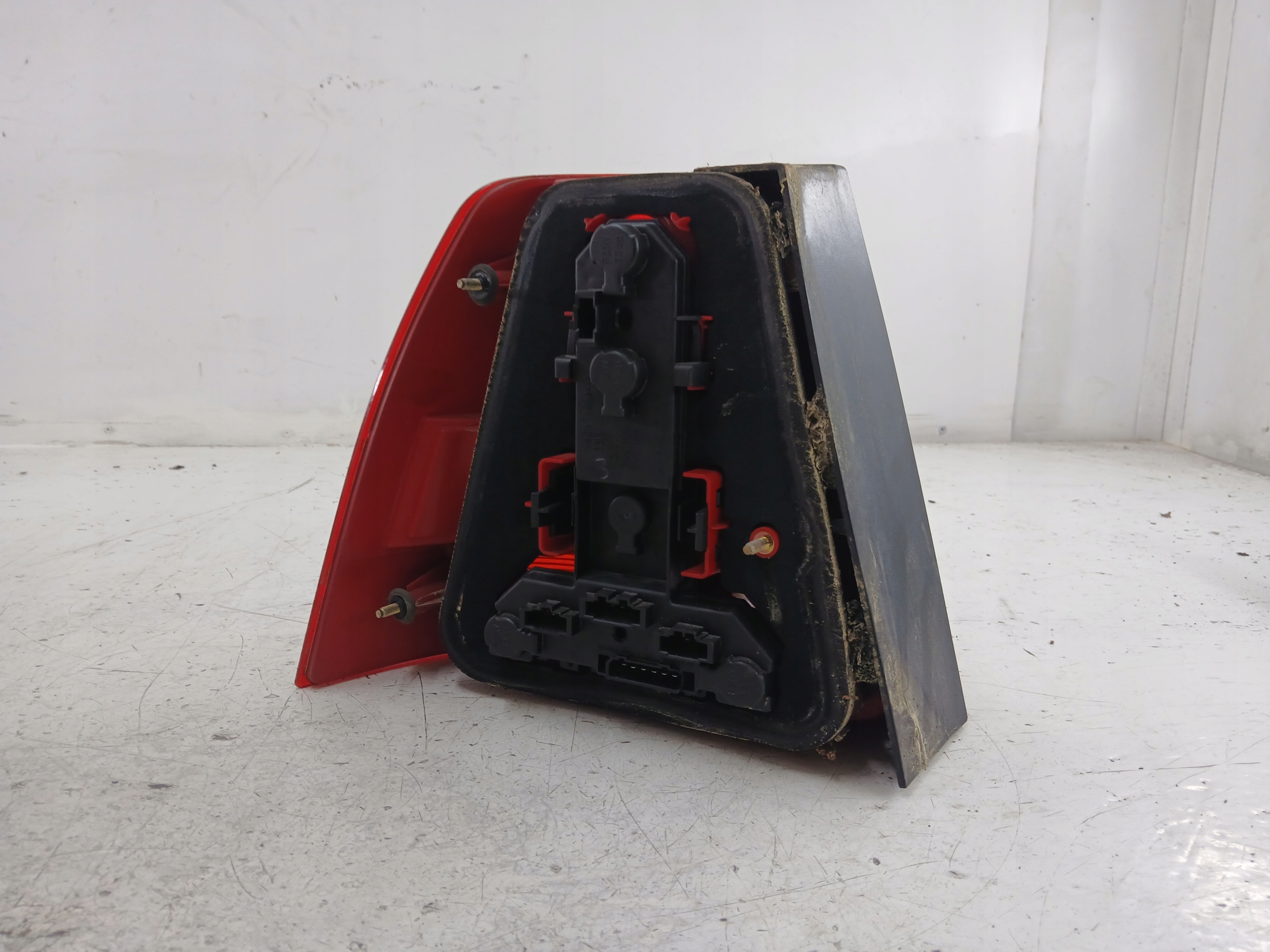 VW BORA and light right rear part rear sedan