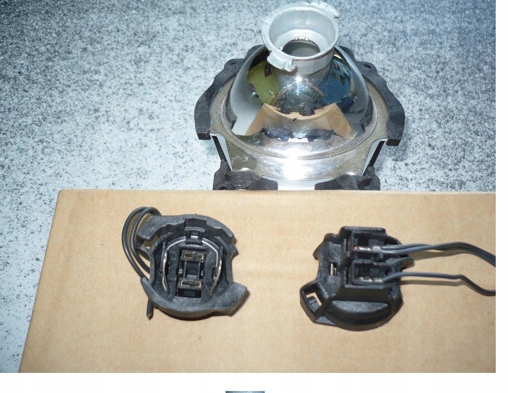 OPRAWKA ADAPTER ŻARÓWKI H7 VW PASSAT B6 EOS ALFA MITO MEGANE ORYGINAŁ VALEO