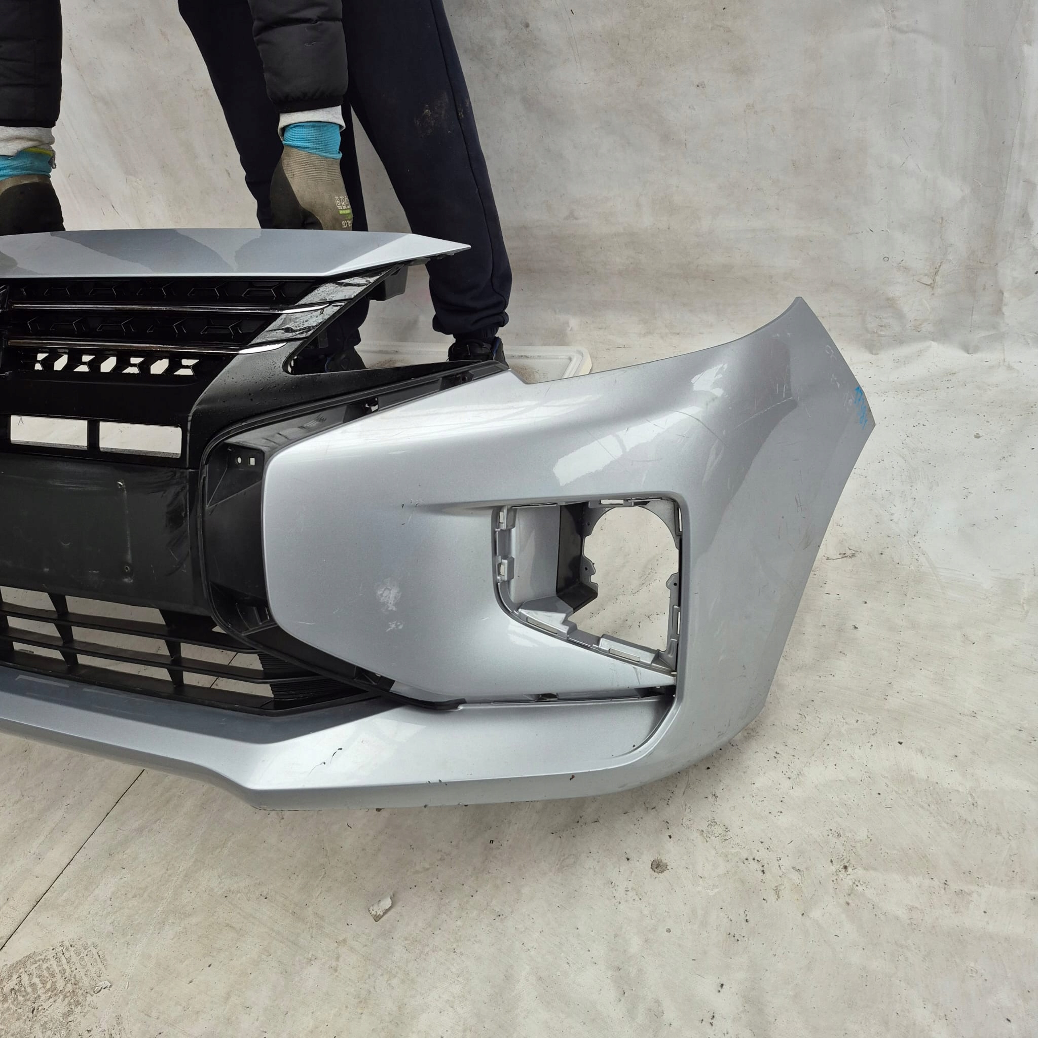 MITSUBISHI SPACE STAR II 2 LIFT 19-24 bumper front front 6400J973ZZ