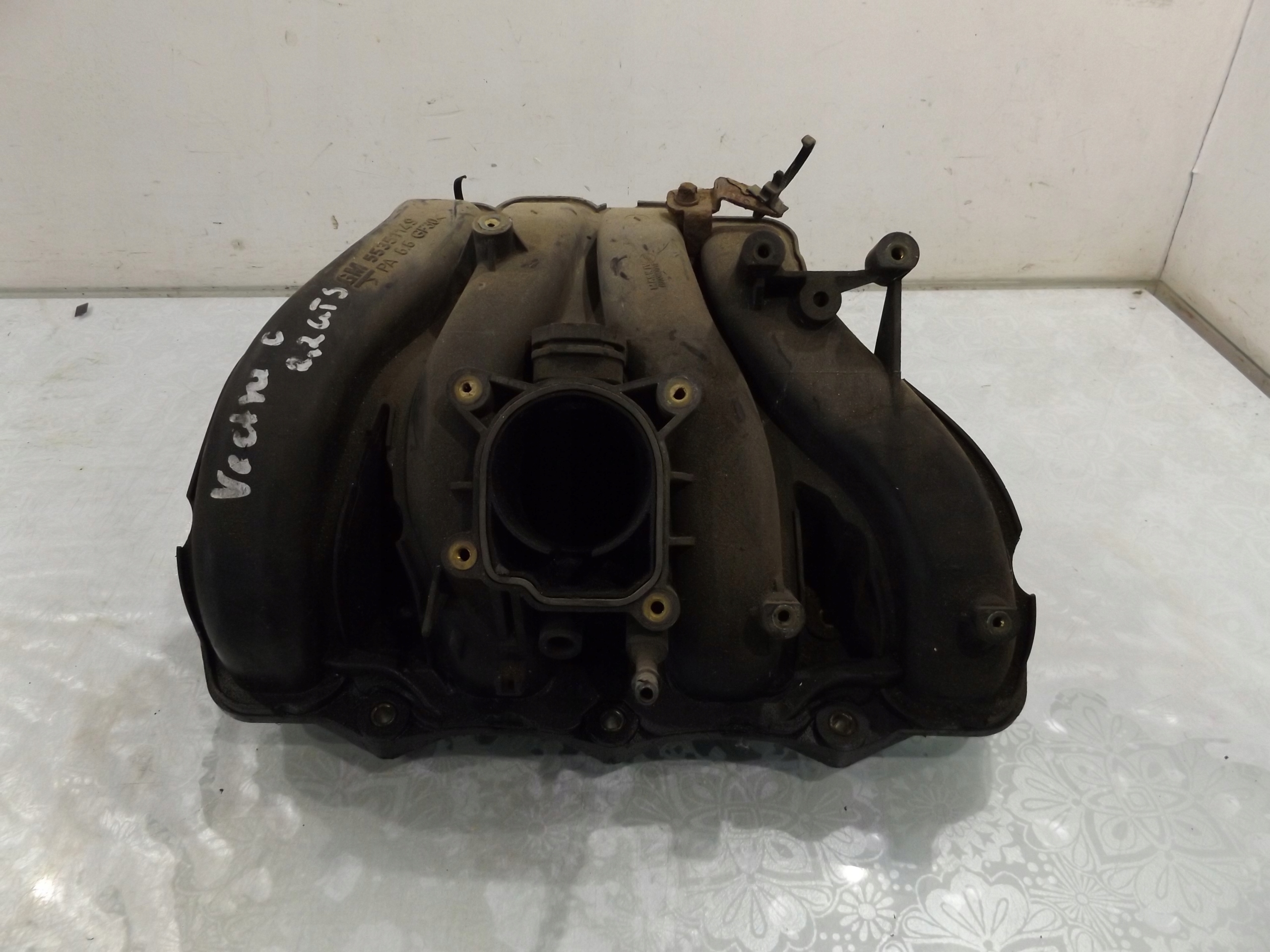 Vectra C 2 коллектор Впускный 55351149