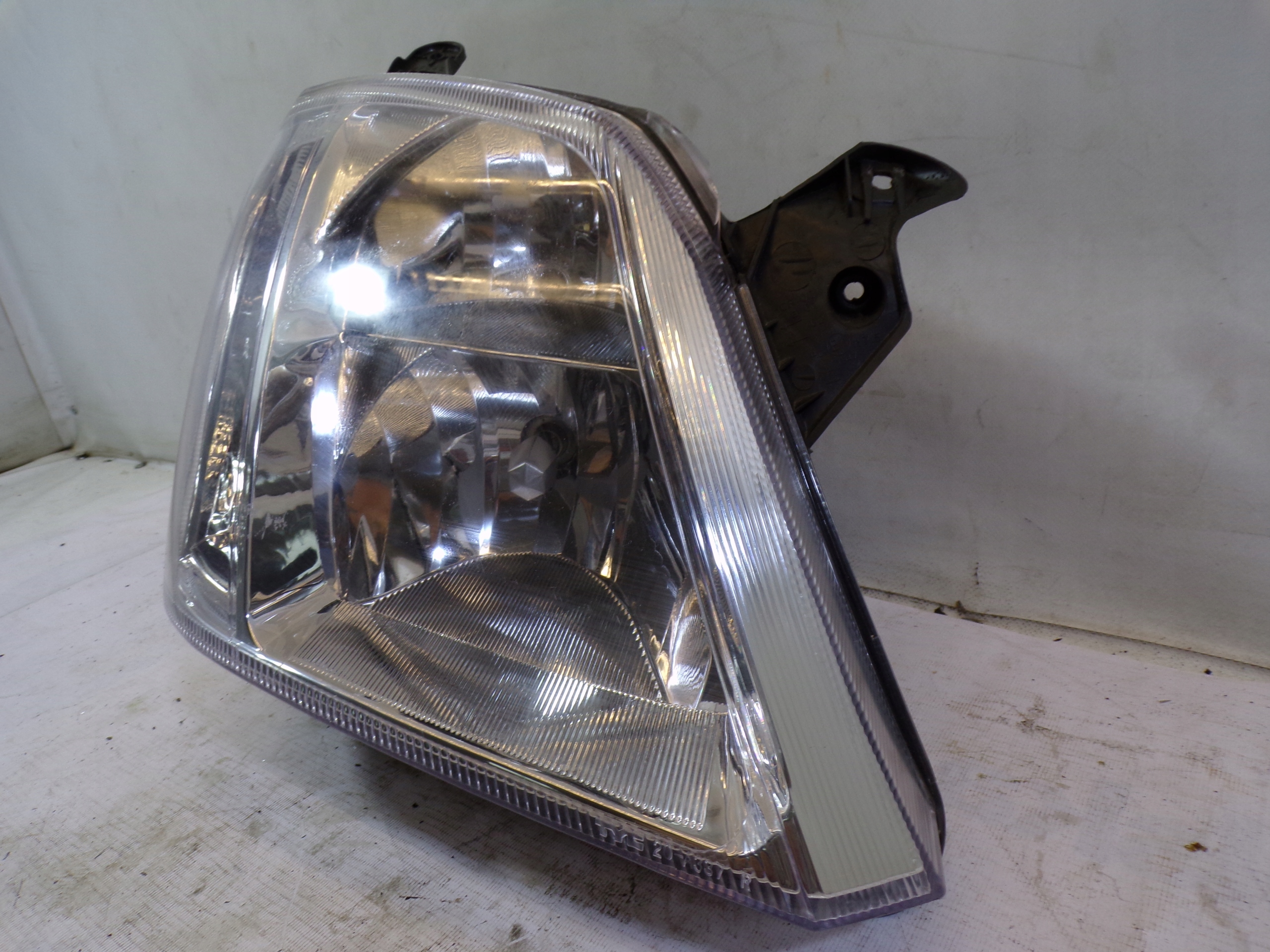 light right front OPEL MERIVA A LIFT (2)