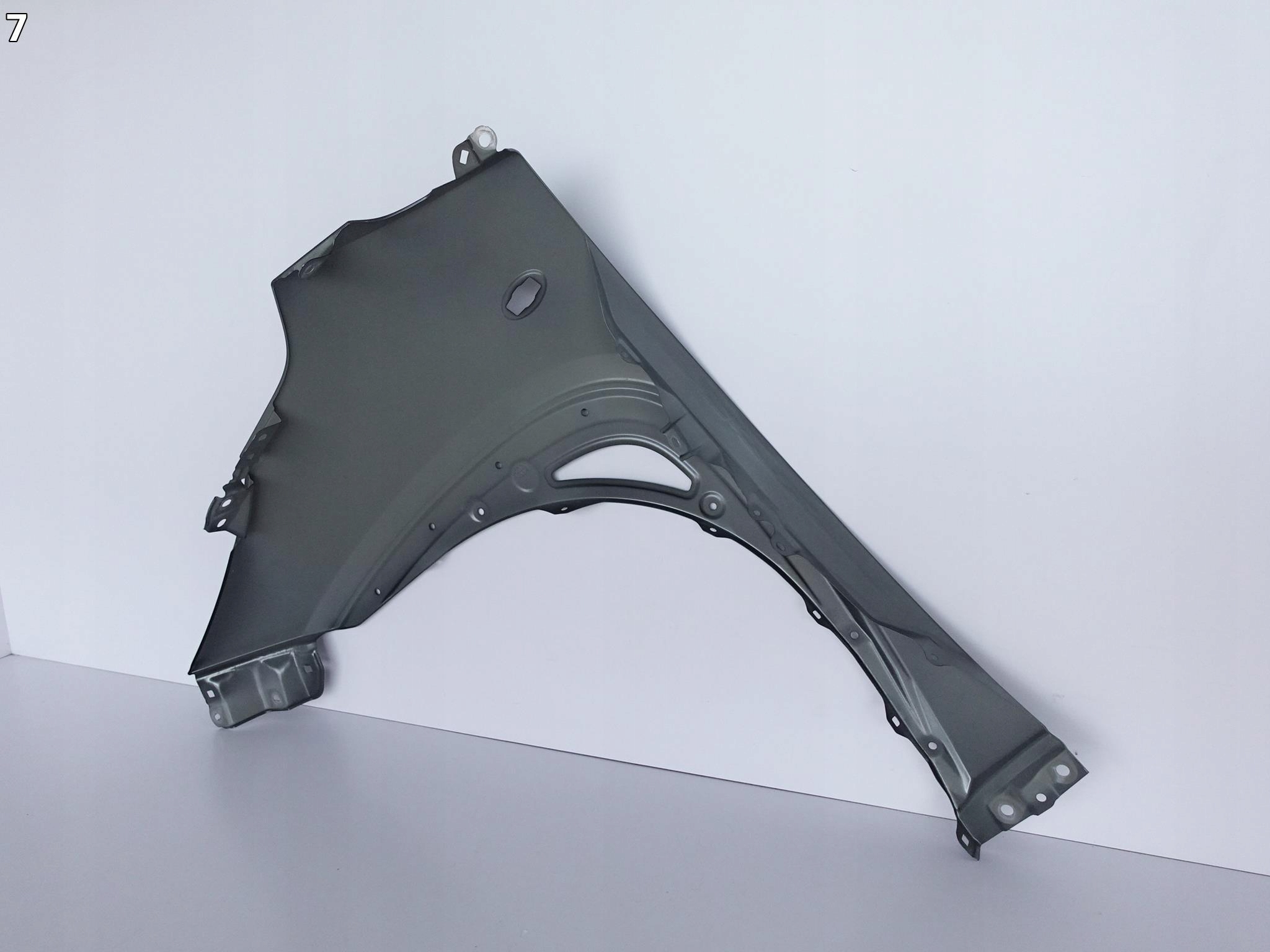 TOYOTA AYGO X 21- fender right front