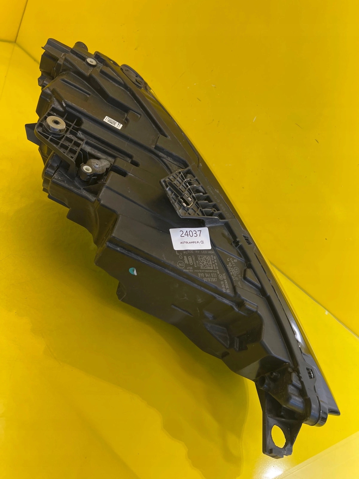 light left front Audi A3 8Y 20- Full Led 8Y0941033