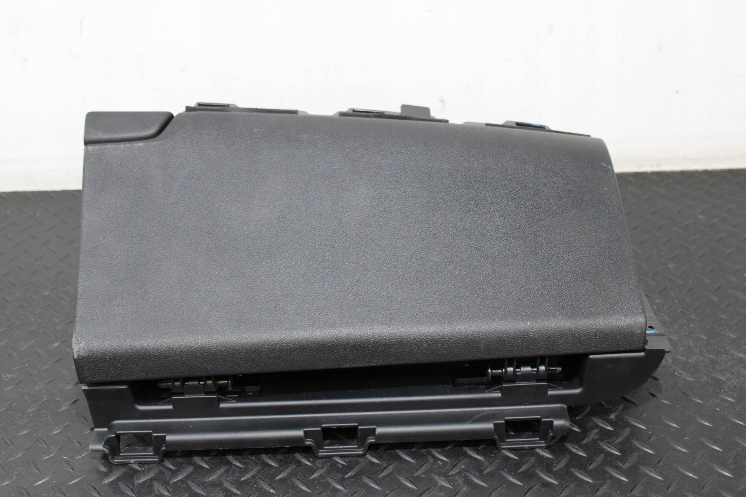 passenger compartment consoles KIA NIRO 1 and 16-18
