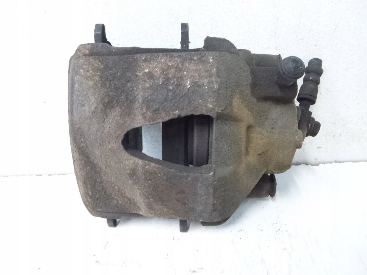 třmen brzdový předek Volkswagen FOX 1.2 2007r.