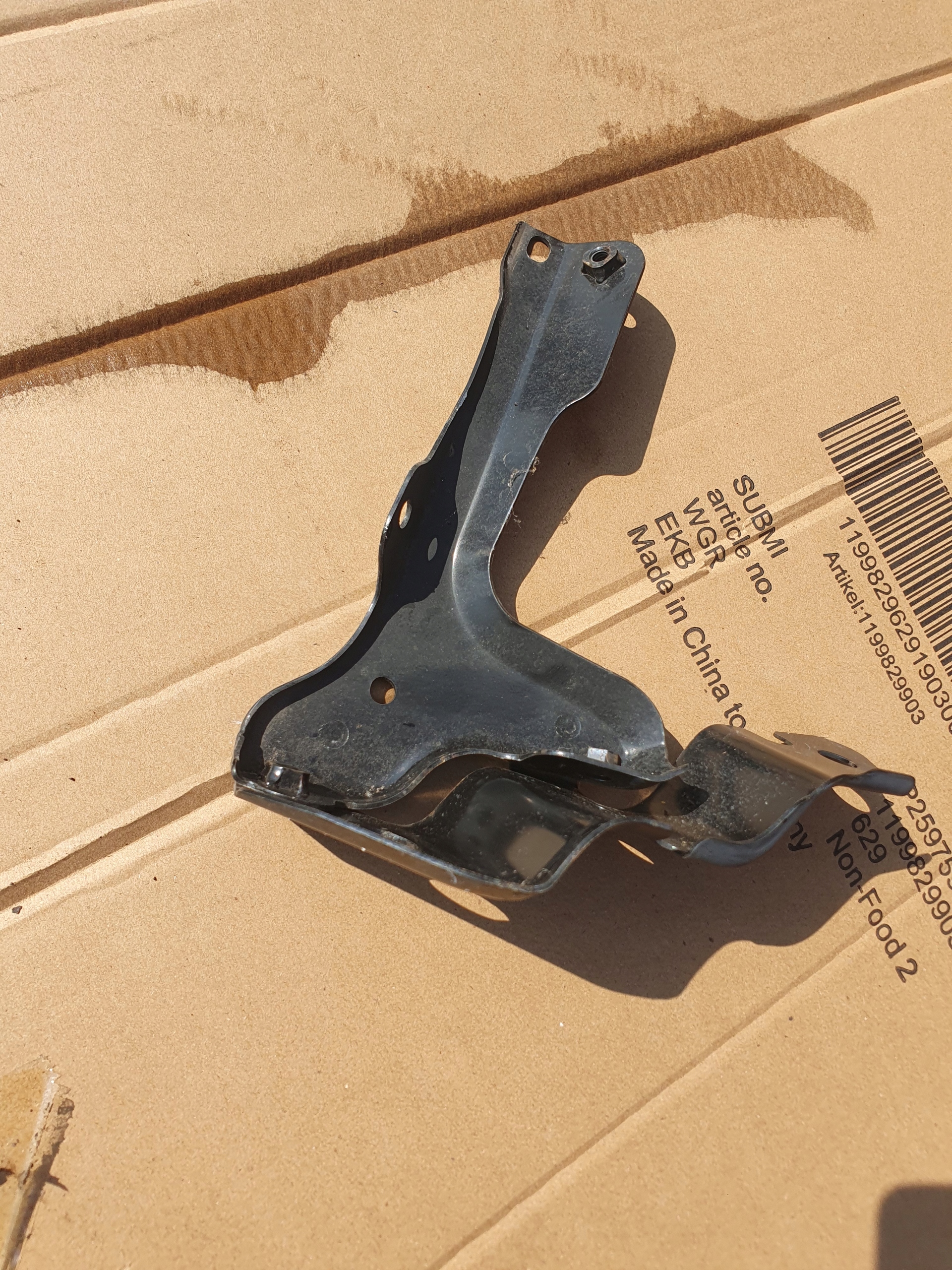 поворотник в крыло перед mazda 2 2009 год 1.4 3d комплект 2szt