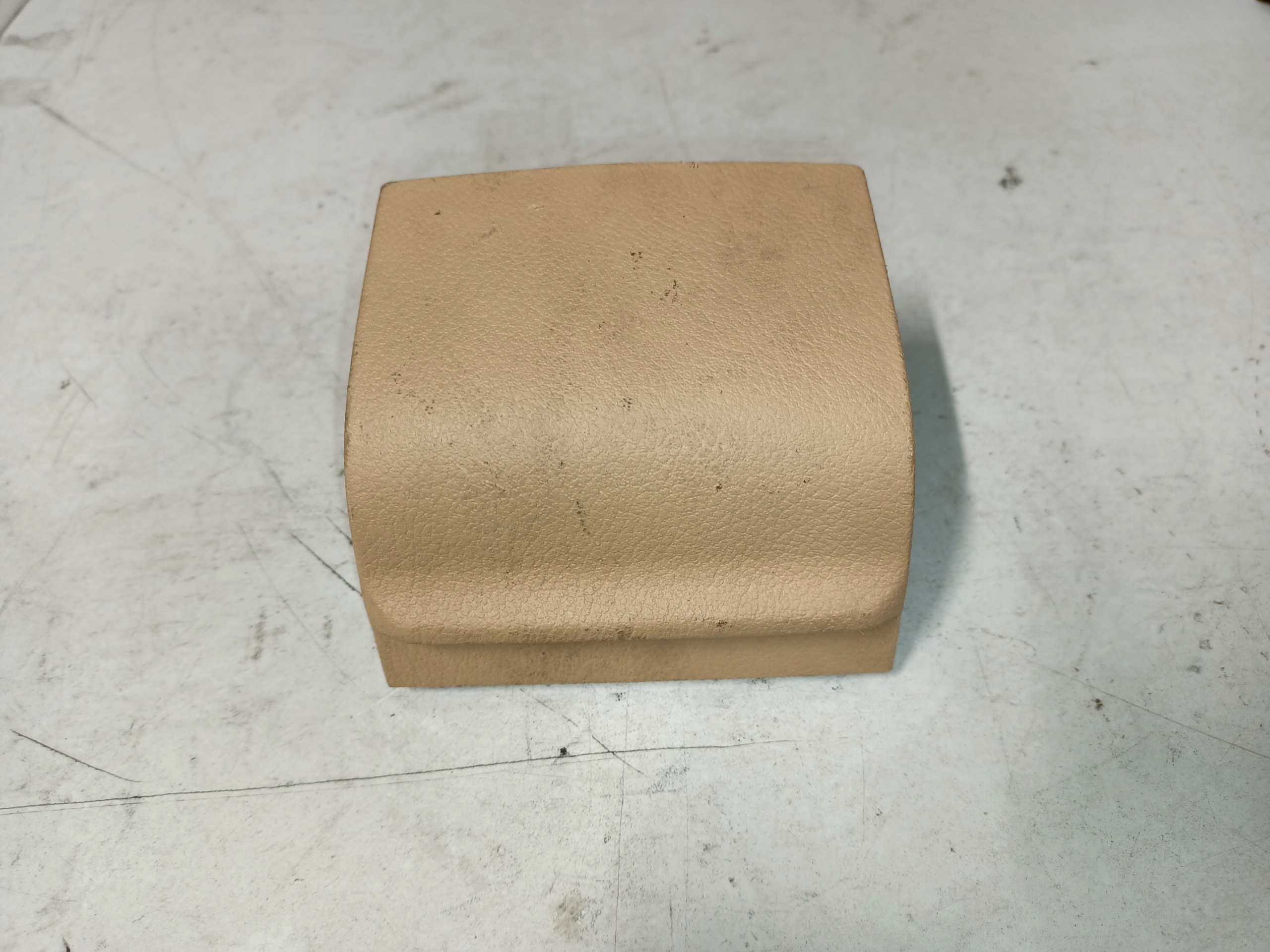 Держатель на SKODA OCTAVIA I 1U0857962E