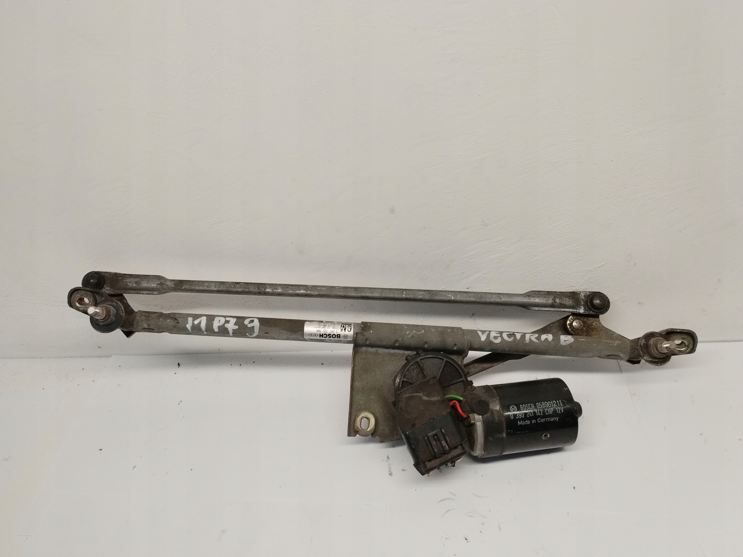 Wischergestänge przednich Opel 3397020388