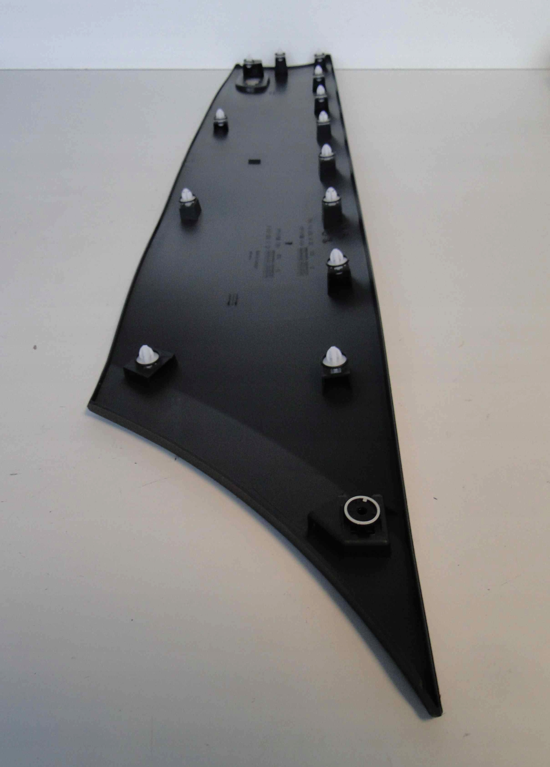 MERCEDES SPRINTER W907 907 LISTWA LEWA TYLNA Typ samochodu Samochody dostawcze