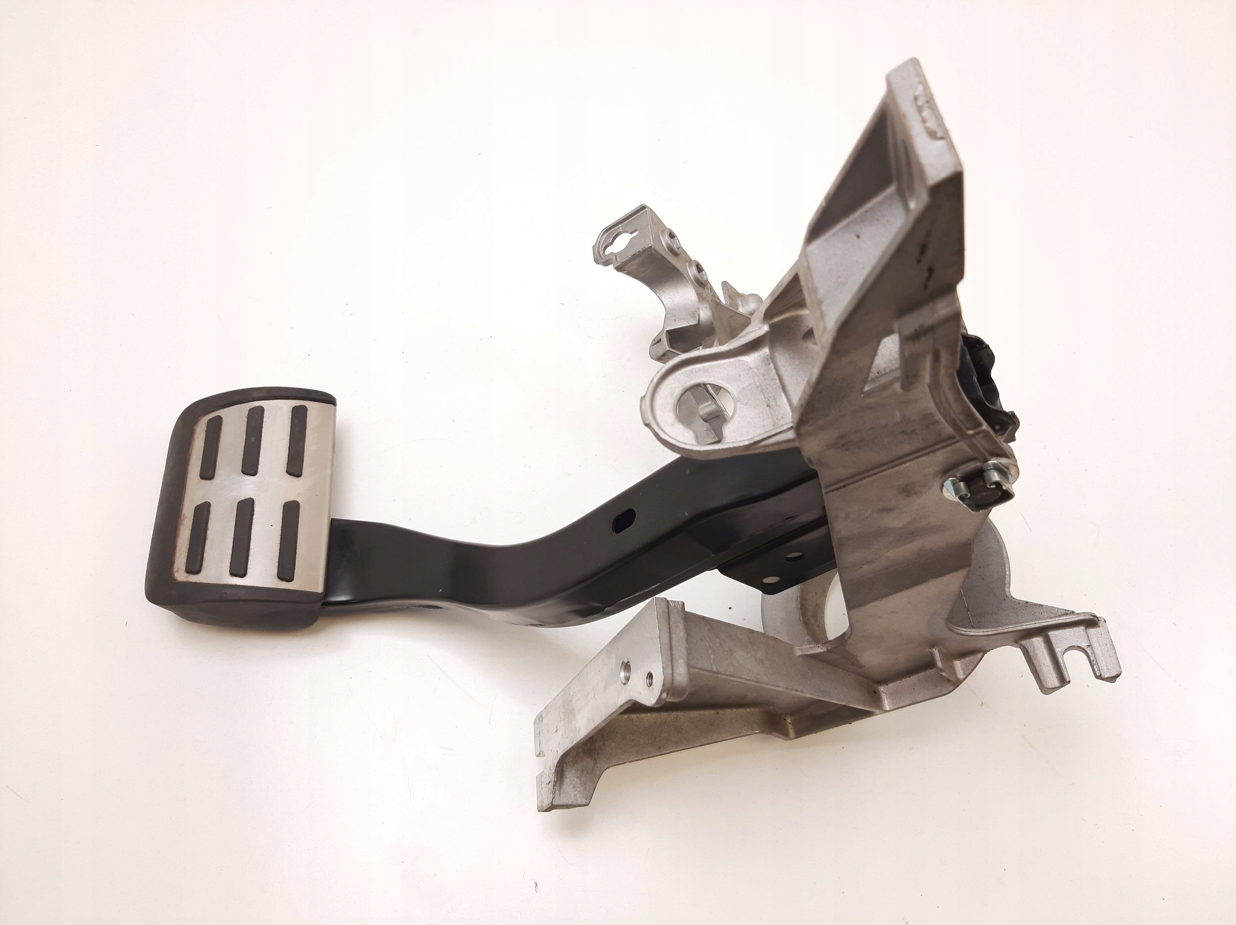Audi A6 C6 4F0 педаль тормоза 4F1723117F