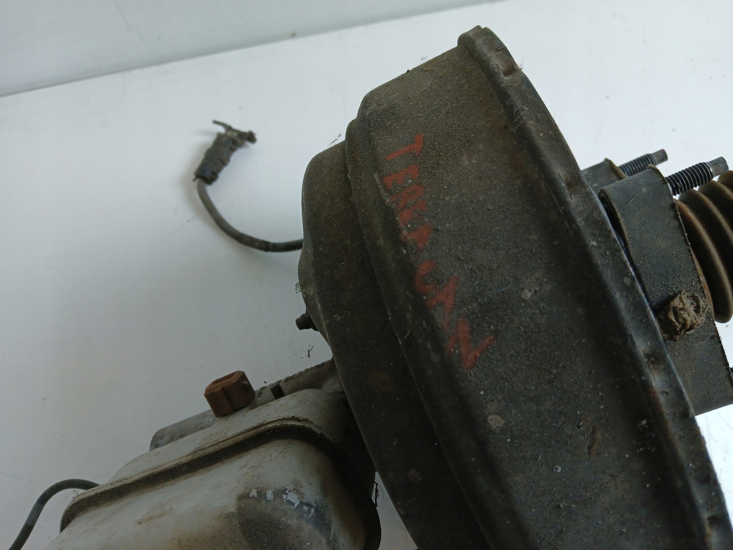 HYUNDAI TERRACAN e 2.9 CRDI servo freno Pompa