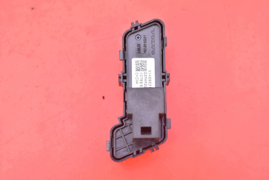 PANEL PAMIECI SITZ rechts 31489631 VOLVO V60 2 II LIFT 23