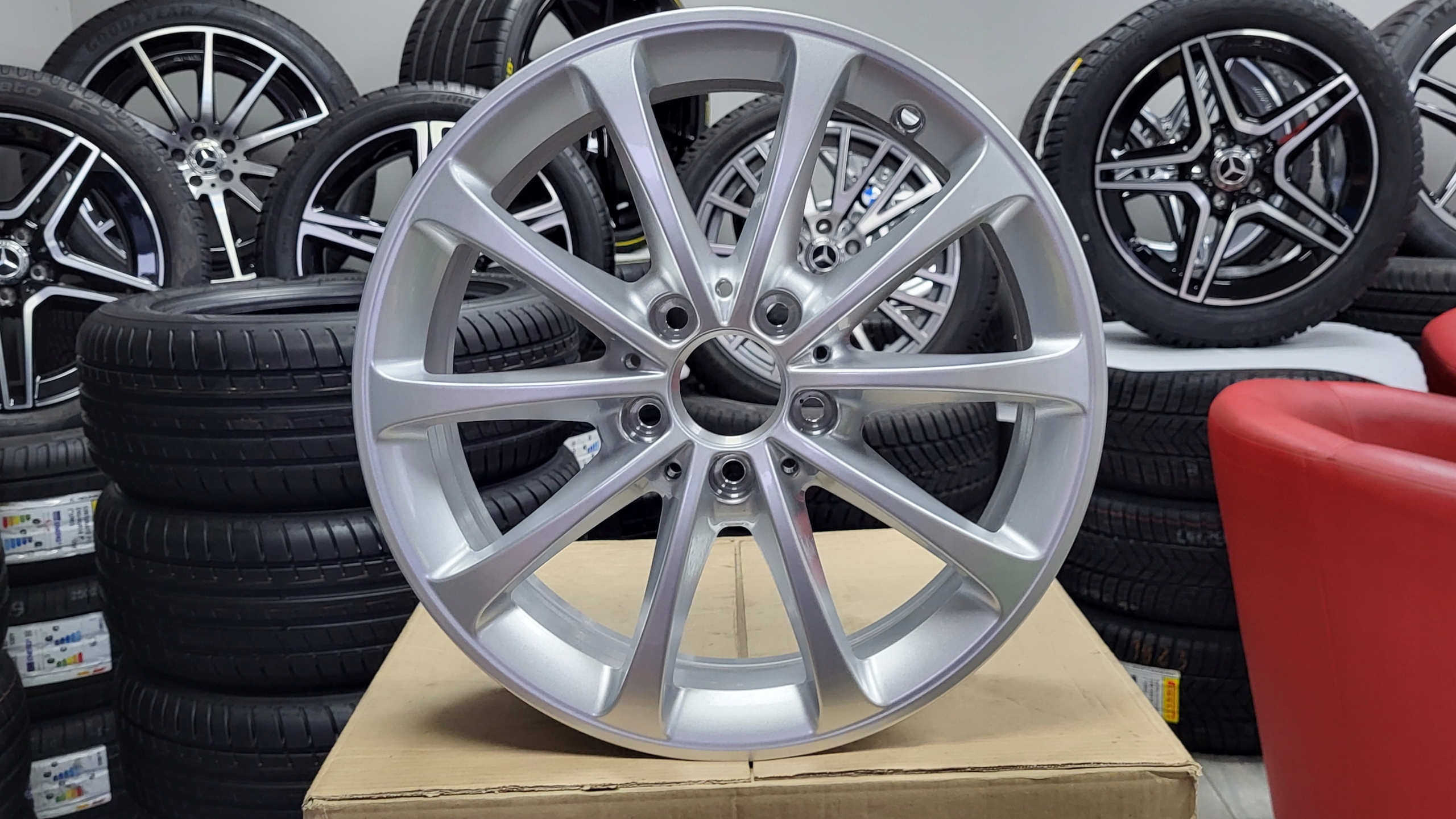 17 original MERCEDES A 177 CLA 118 nova A1774010300