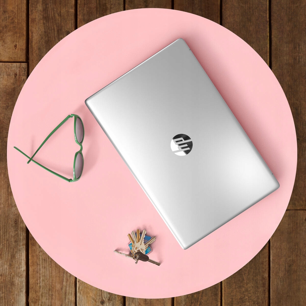 Laptop Dla Dzieci HP 17" I5-1235U 16GB 512GB SSD FHD IPS W11 NATURAL SILVER Model 17-CN2068CL