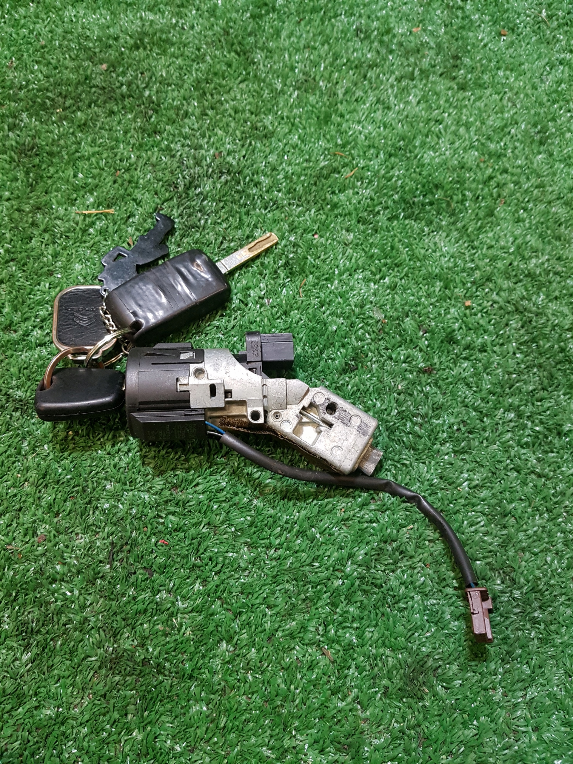 ignition Z KLUCZYKIEM CITROEN C4 N0502455
