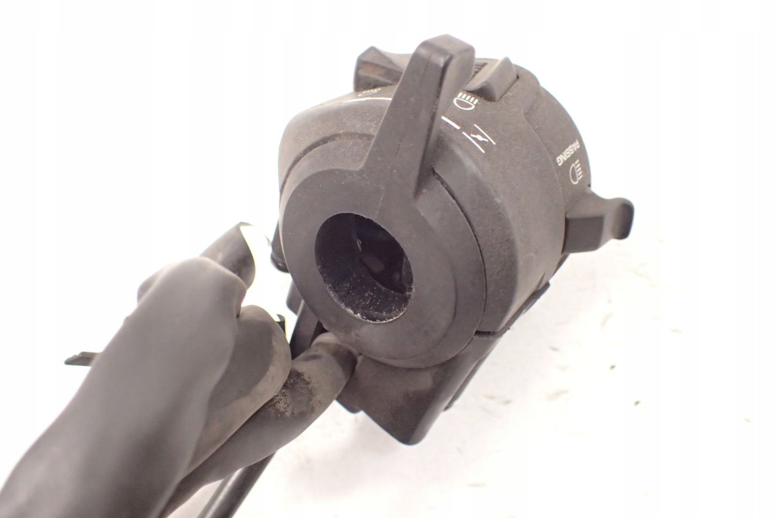 Honda NTV 650 Deauville Przełącznik lewy Waga produktu z opakowaniem jednostkowym 0.1 kg