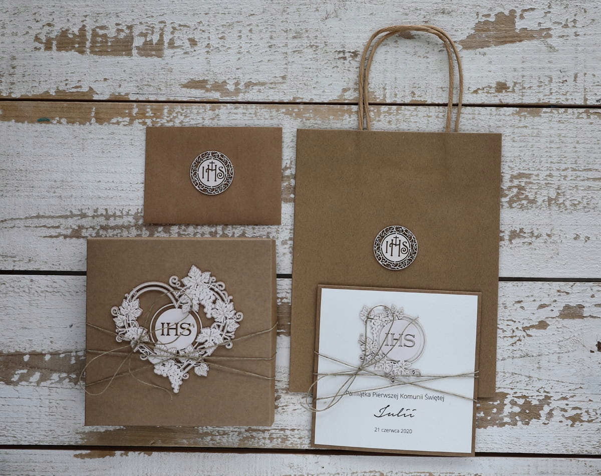 Nejkrásnější ručně vyráběná společenská pohlednice z Ihs