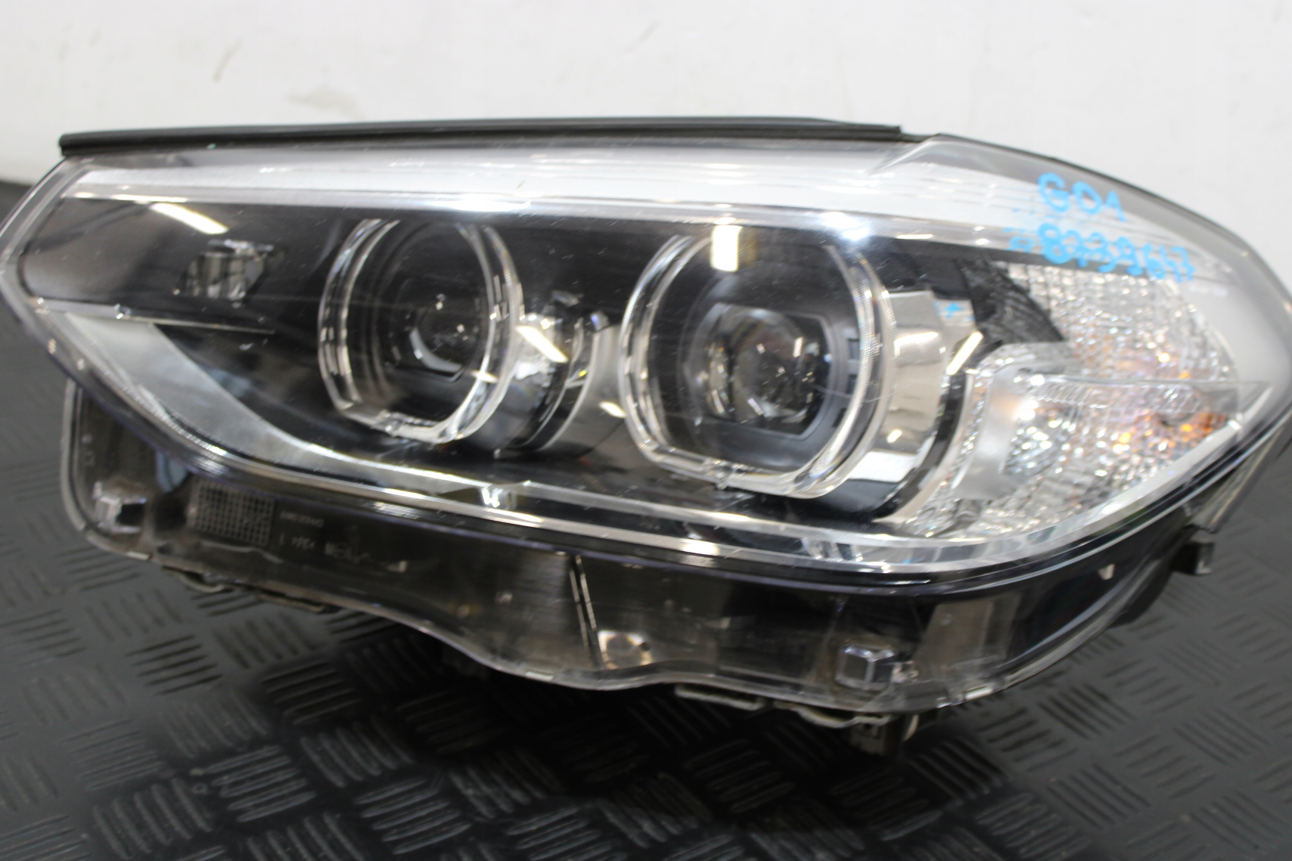 light left front front 8739647 BMW X3 G01