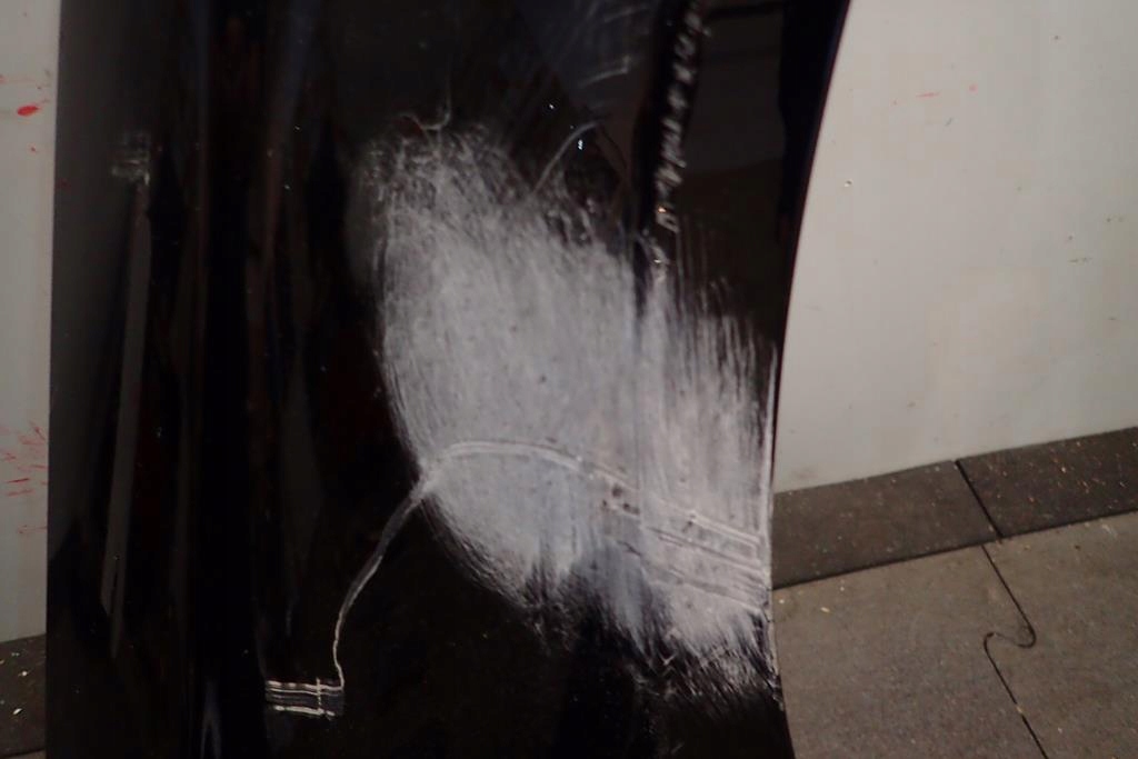 fender front right MERCEDES C-KLASA W205
