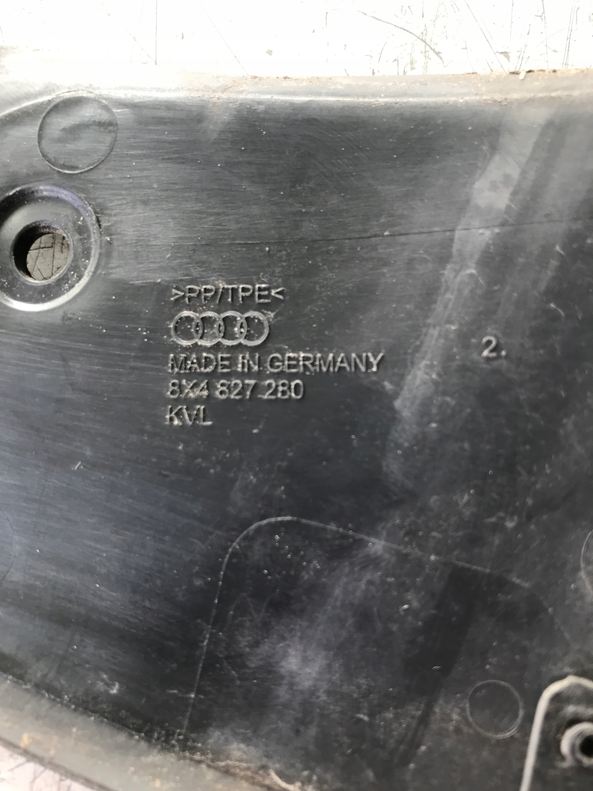 Blende Abdeckung Scharnier AUDI A1 8X 8X4827280