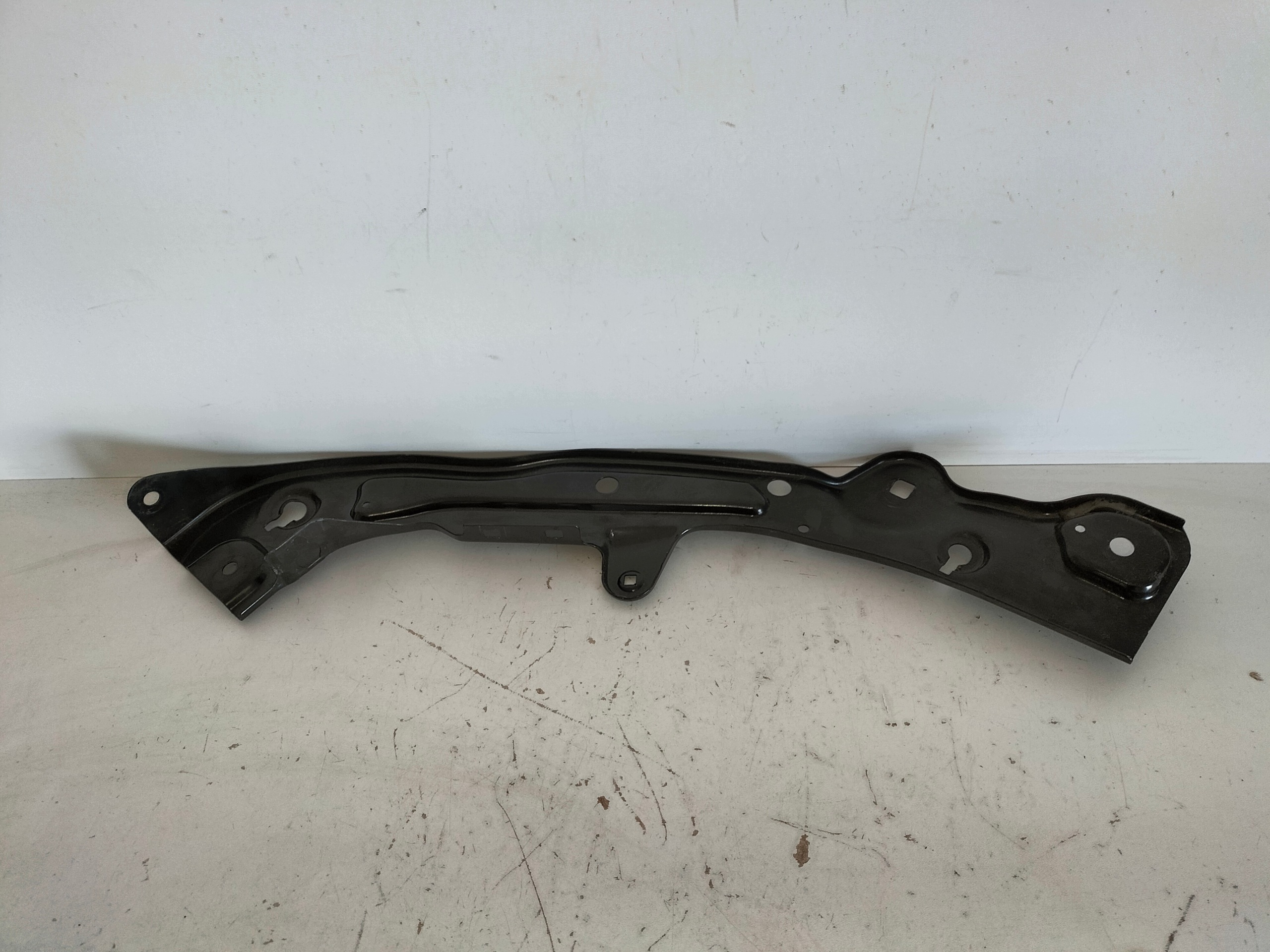 Okular holder wall support front left SKODA FABIA 4 IV 21