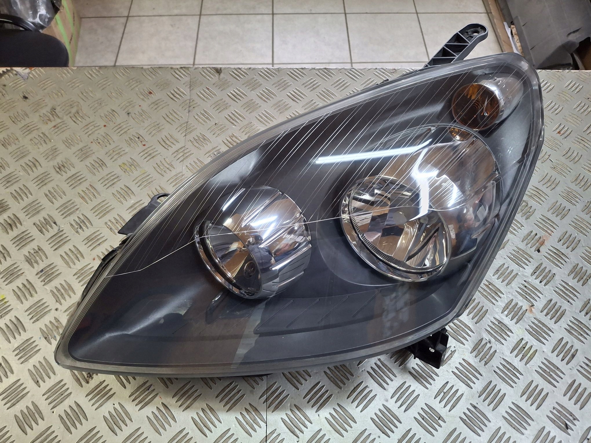 light left front OPEL ZAFIRA B 2005R->2008R