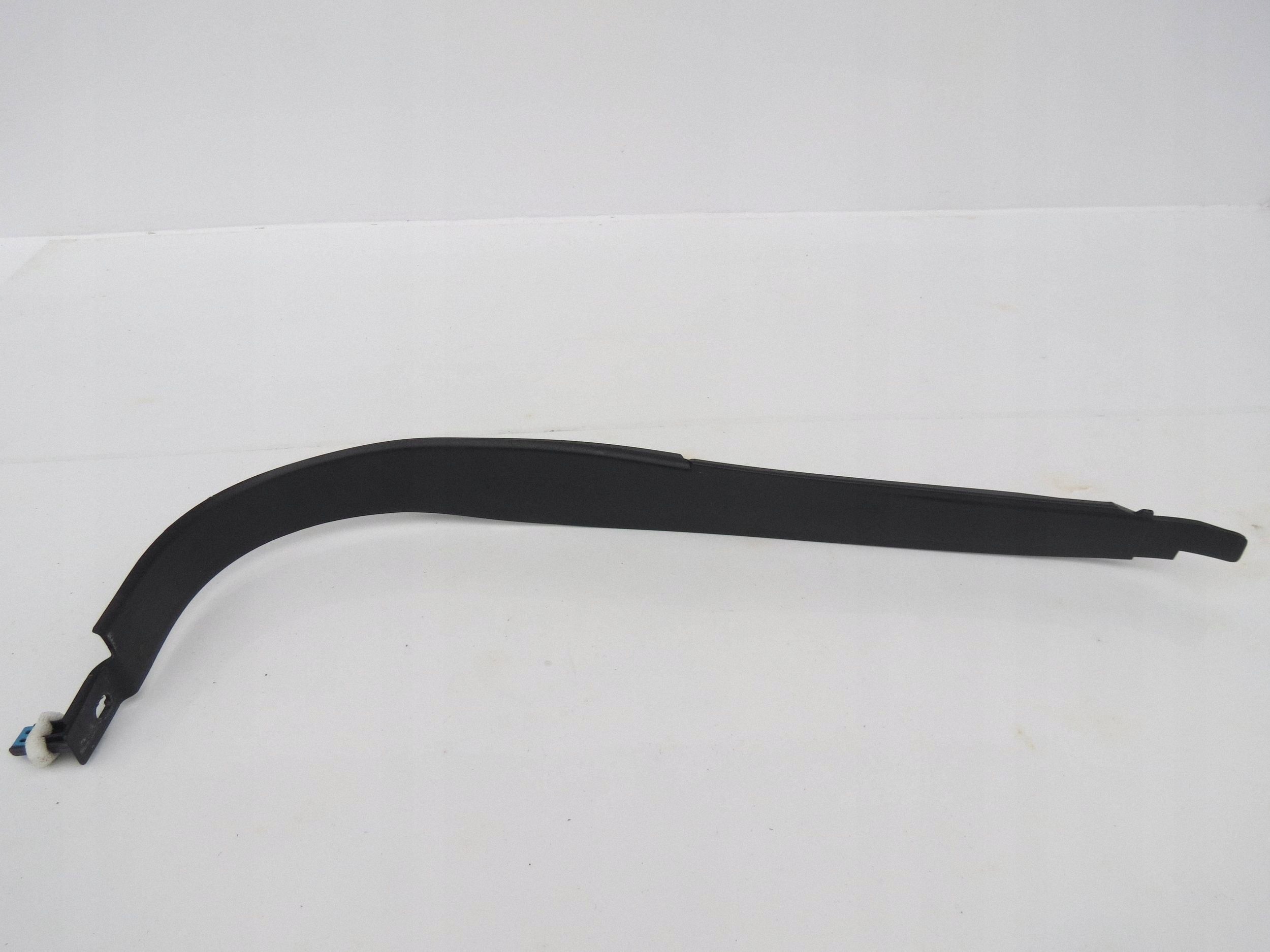 moulding cap threshold door right front VOLVO V60 2.0 D 120KM 30715888