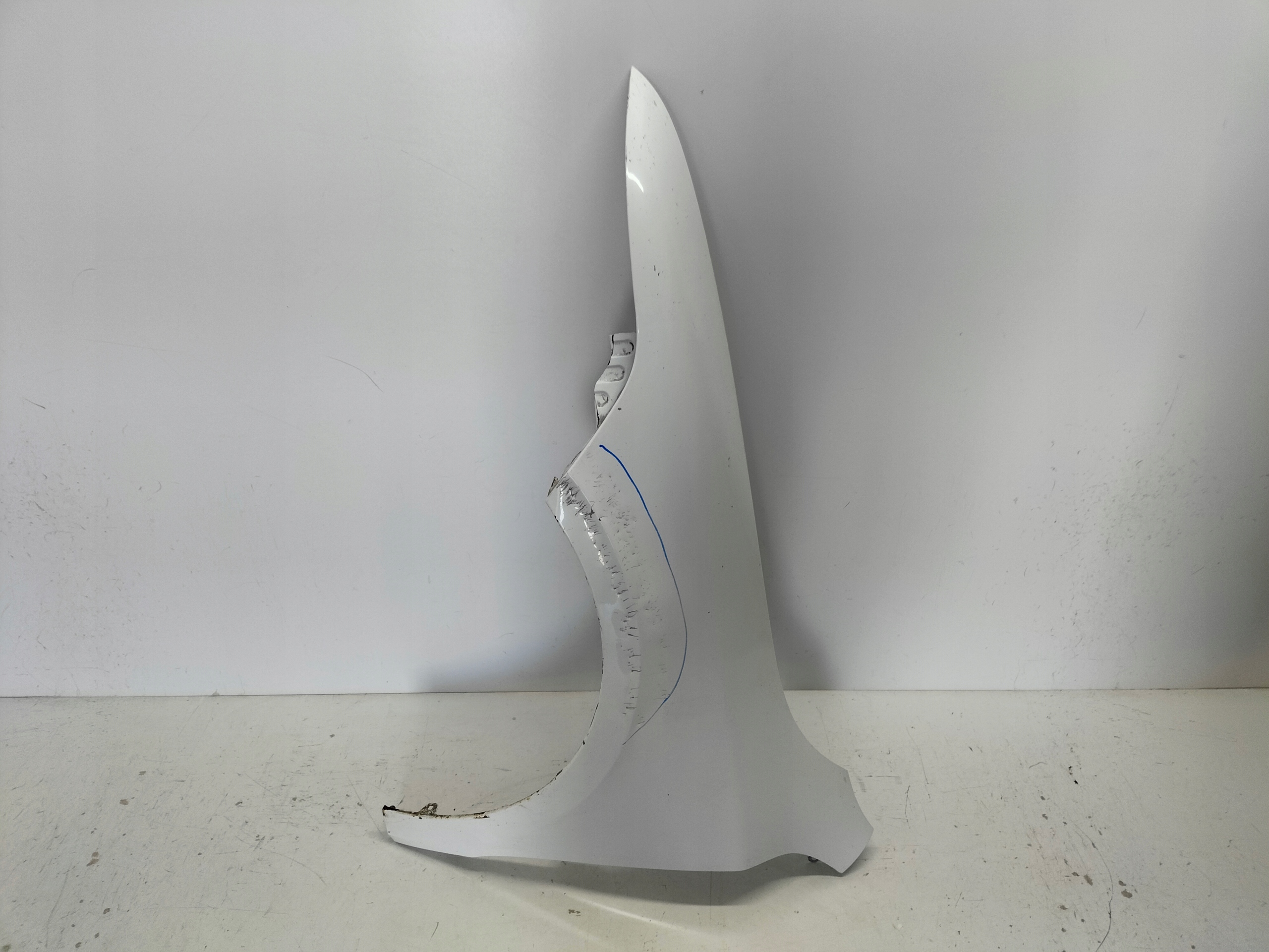 fender front front left SKODA SUPERB II 08-13